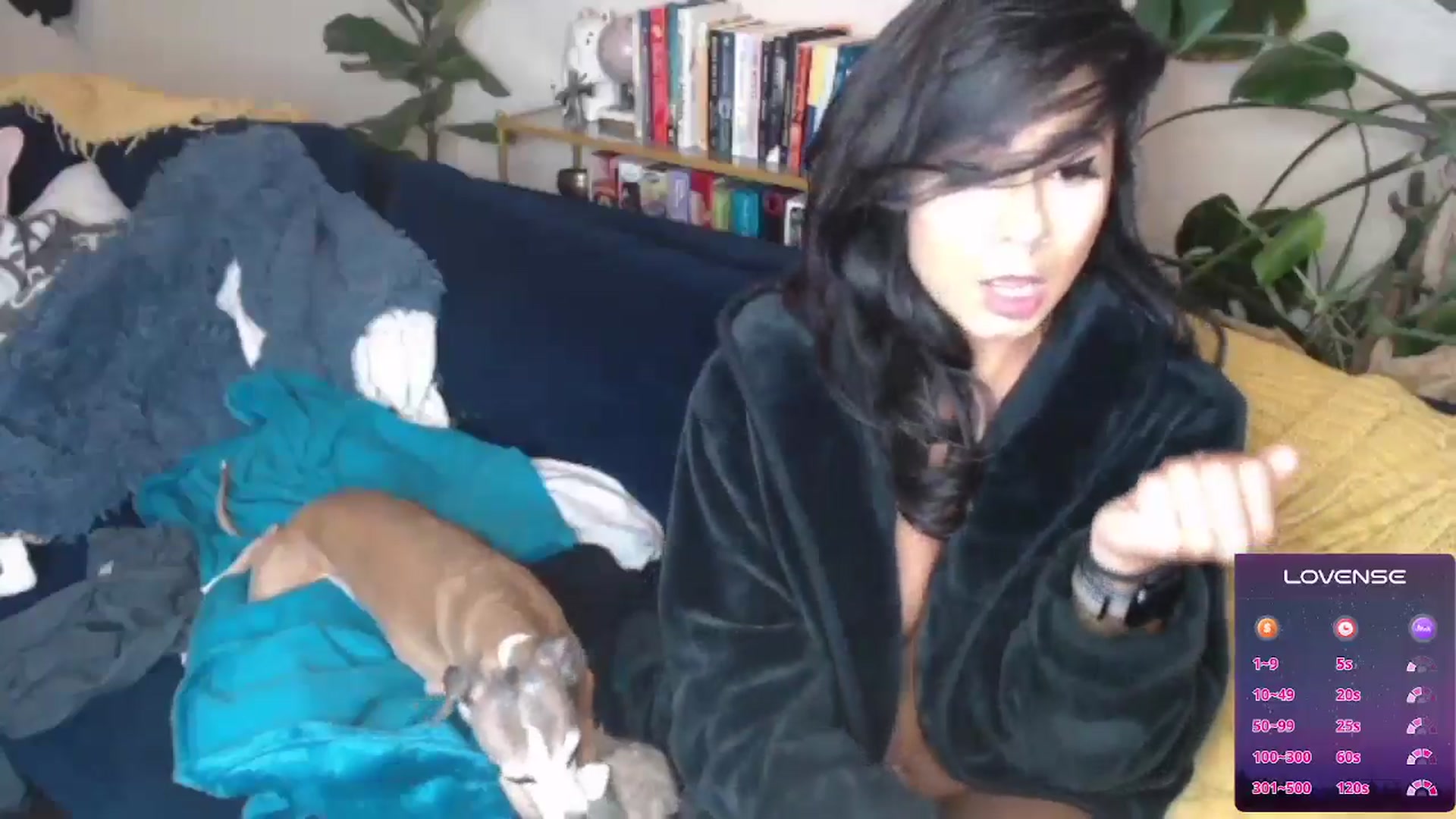 Gallery image thumbnail from jizzgooglez's myfreecams stream on, 11/16/2024, 03:03 image 20 of 20