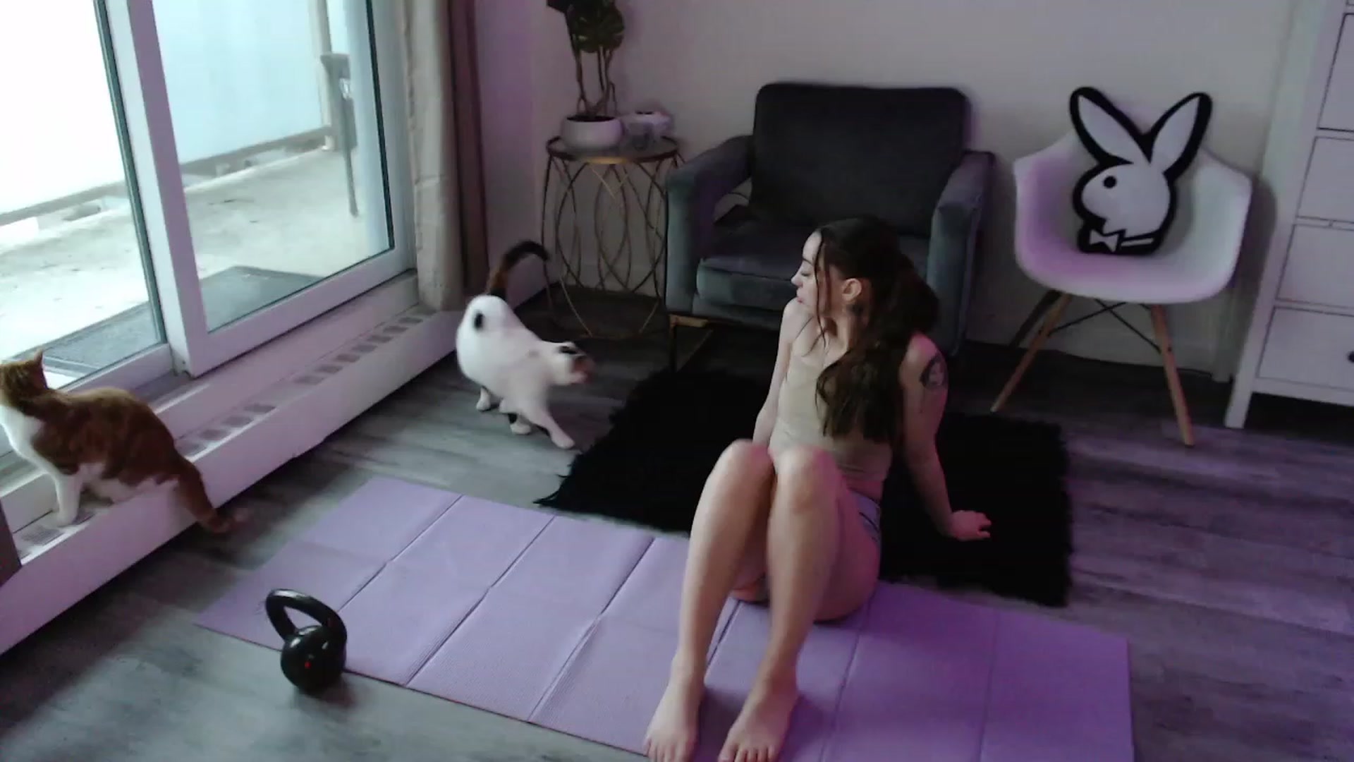 Gallery image thumbnail from josieeblakee's myfreecams stream on, 12/29/2023, 13:56 image 4 of 20