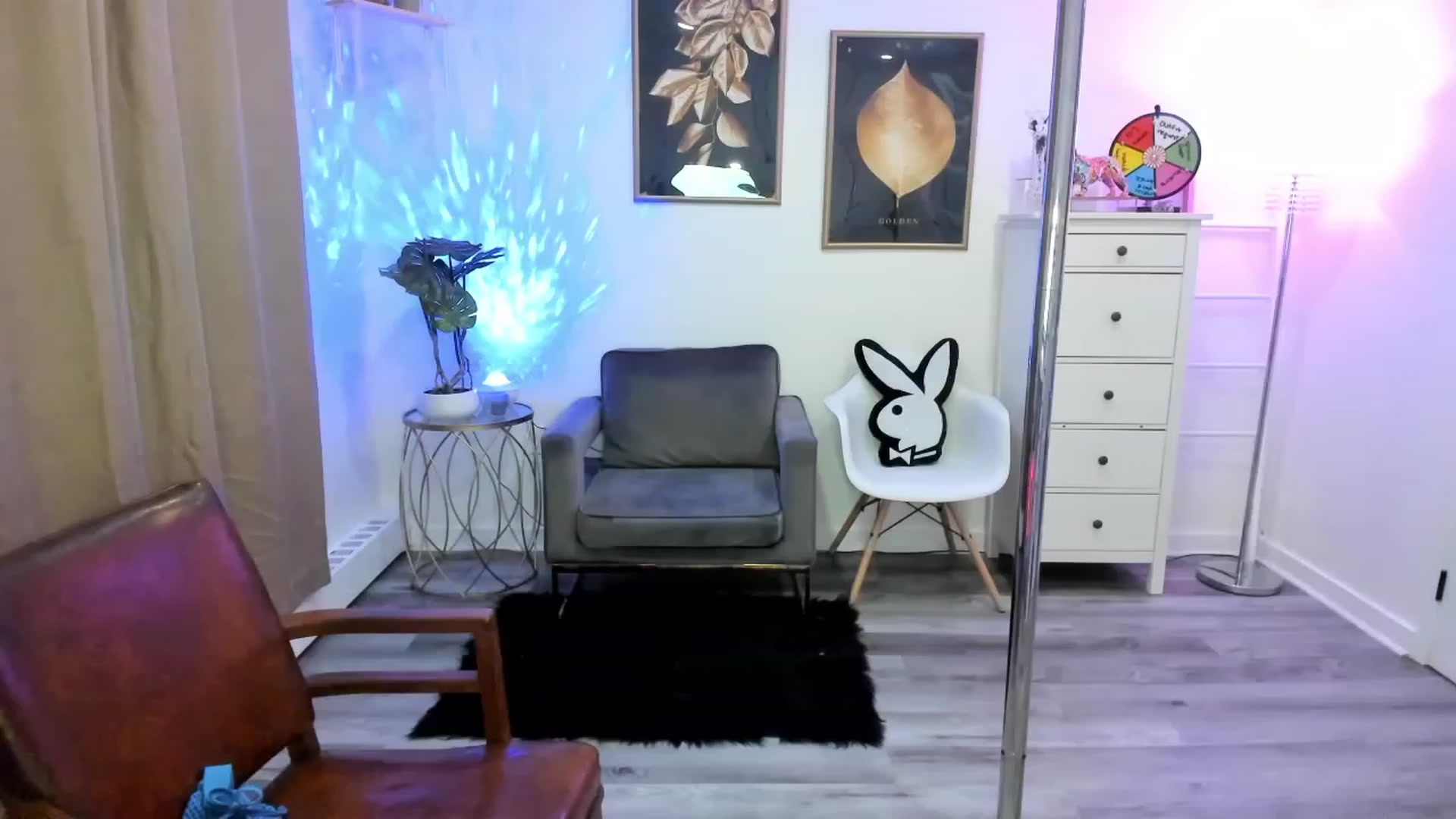 Gallery image thumbnail from josieeblakee's myfreecams stream on, 12/31/2023, 09:57 image 13 of 20