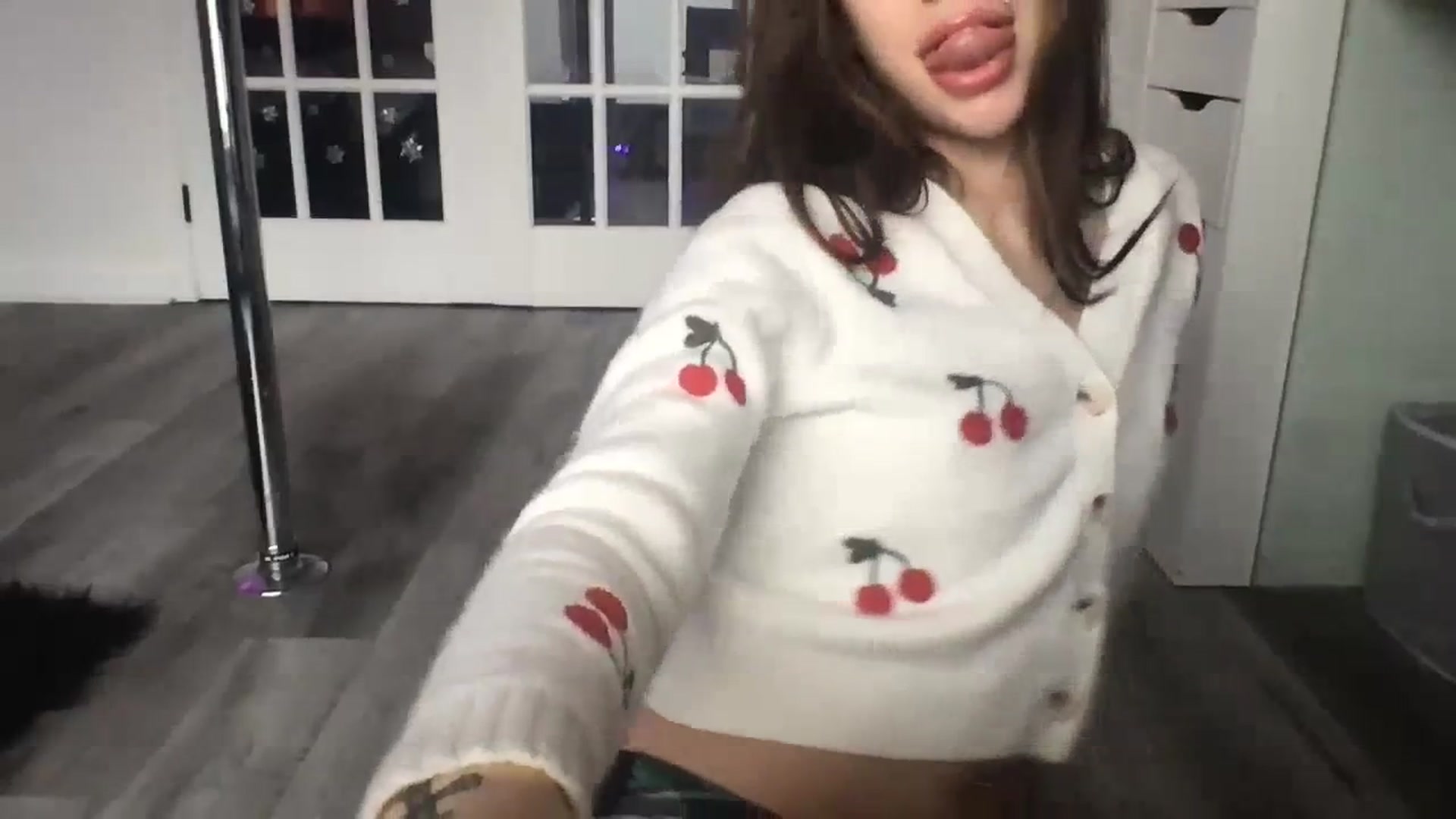 Gallery image thumbnail from josieeblakee's myfreecams stream on, 01/01/2024, 21:31 image 6 of 20