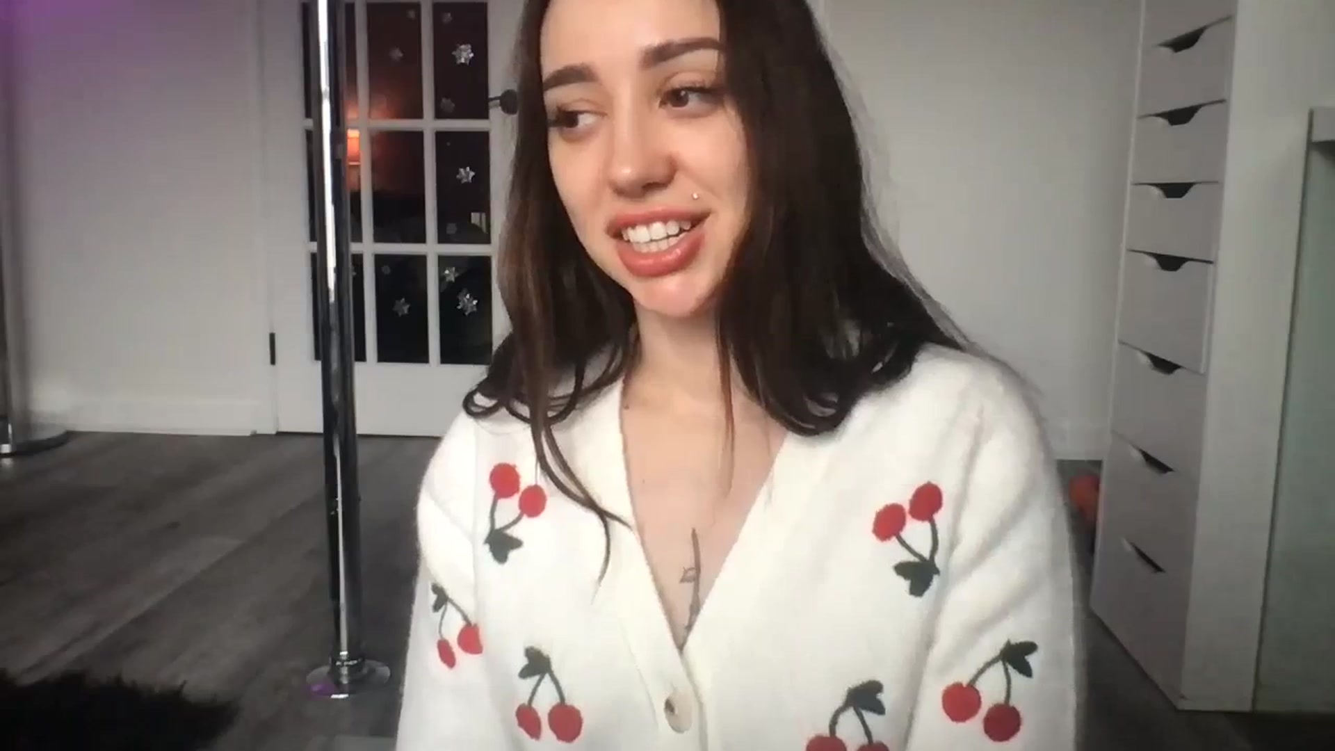 Gallery image thumbnail from josieeblakee's myfreecams stream on, 01/01/2024, 21:31 image 8 of 20