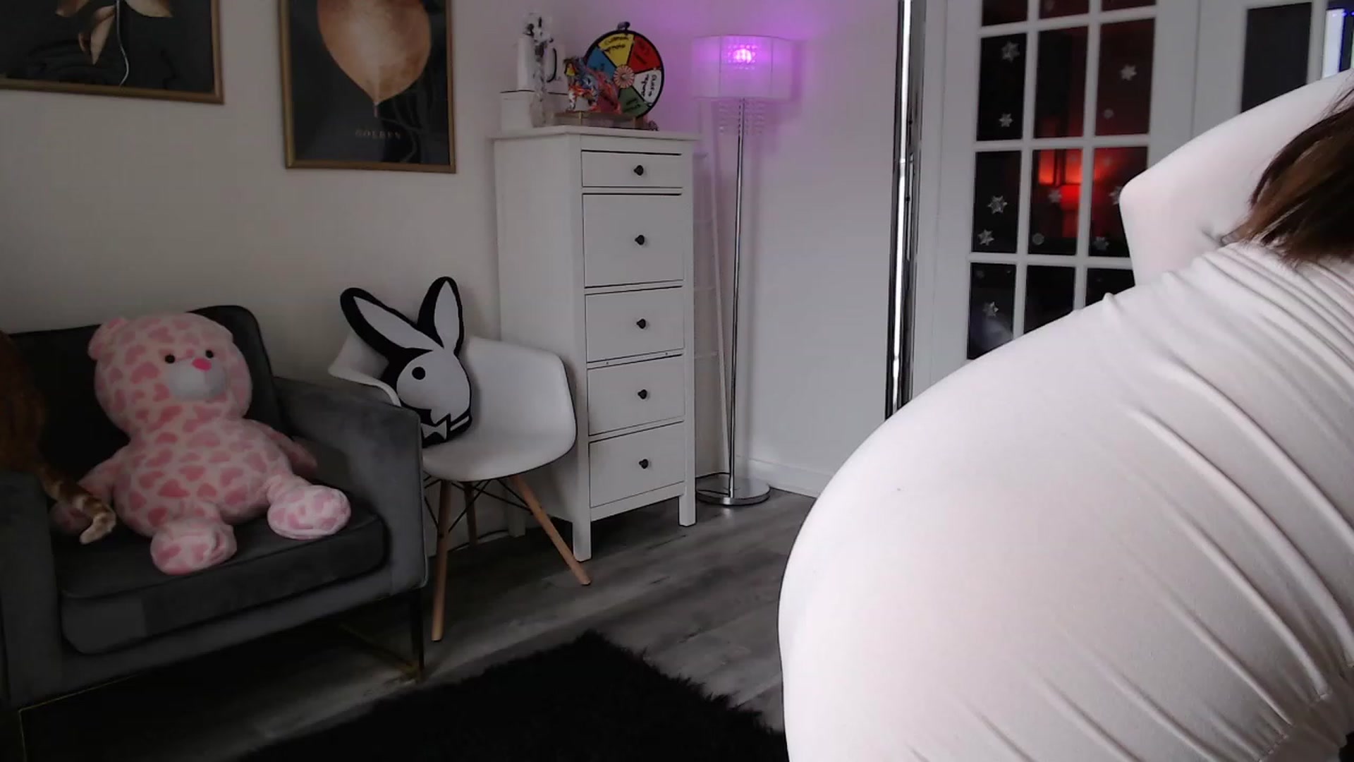 Gallery image thumbnail from josieeblakee's myfreecams stream on, 01/04/2024, 16:31 image 15 of 20