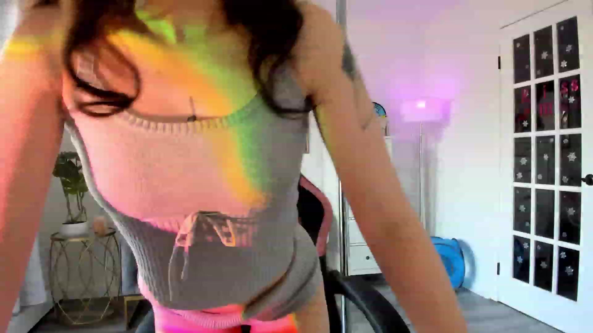 Gallery image thumbnail from josieeblakee's myfreecams stream on, 02/25/2024, 17:37 image 12 of 20
