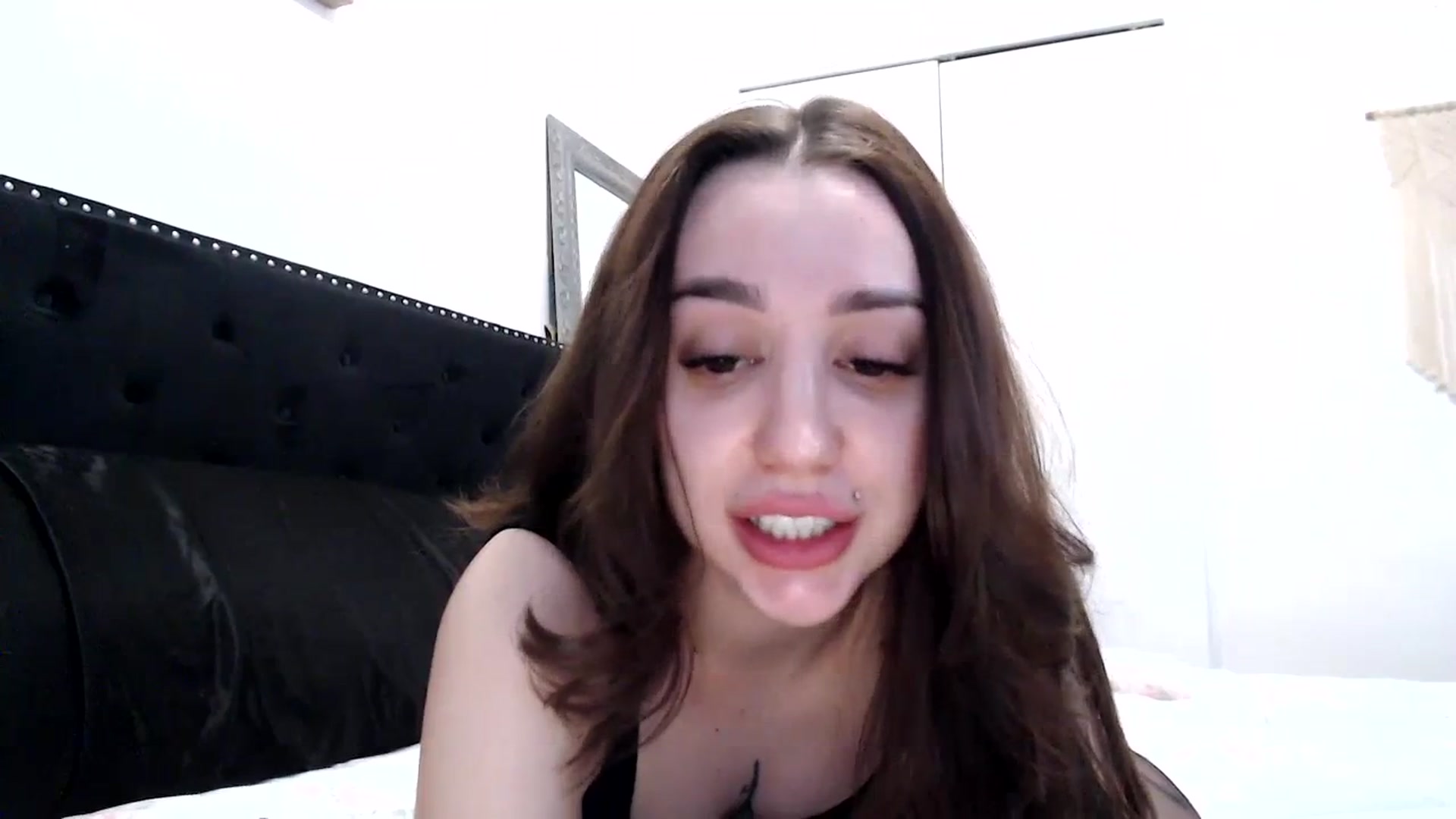 Gallery image thumbnail from josieeblakee's myfreecams stream on, 03/08/2024, 12:09 image 16 of 20