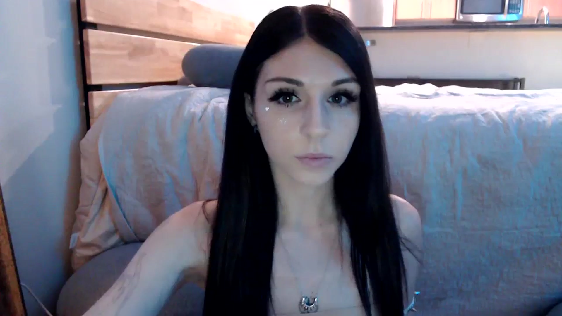 Gallery image thumbnail from jszie's myfreecams stream on, 09/26/2023, 06:13 image 18 of 20
