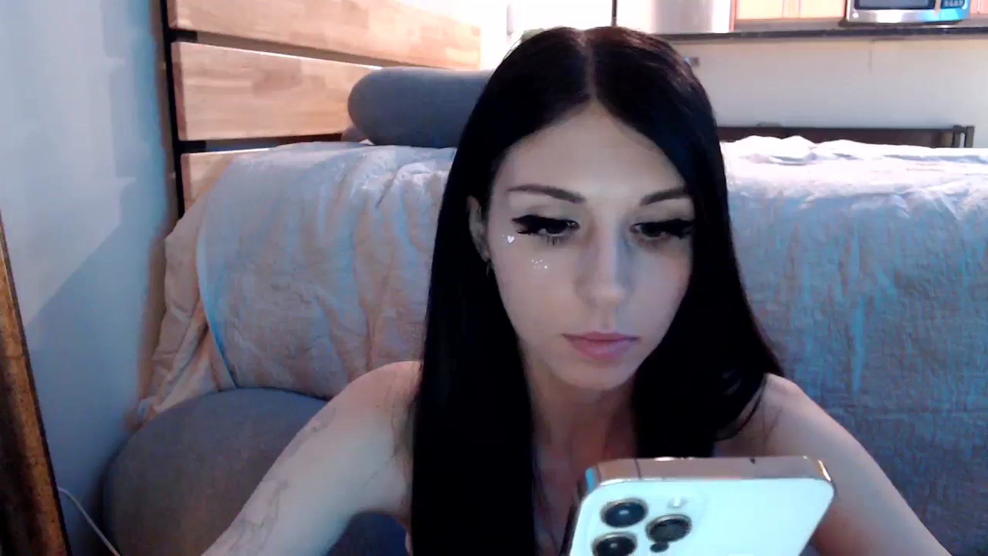 Gallery image thumbnail from jszie's myfreecams stream on, 09/26/2023, 06:33 image 19 of 20