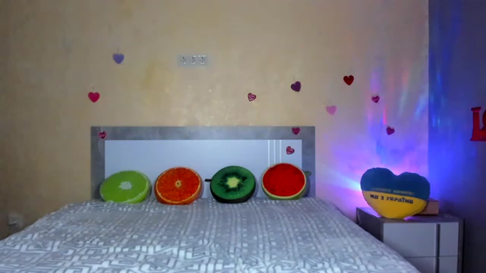 Gallery image thumbnail from juicy_tigress's myfreecams stream on, 02/25/2023, 17:05 image 7 of 20