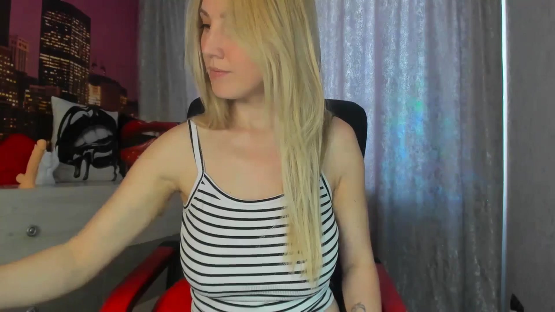 Gallery image thumbnail from juicy_tigress's myfreecams stream on, 04/17/2026, 12:22 image 20 of 20