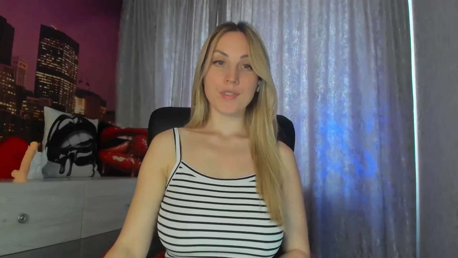 Gallery image thumbnail from juicy_tigress's myfreecams stream on, 04/17/2026, 12:22 image 18 of 20