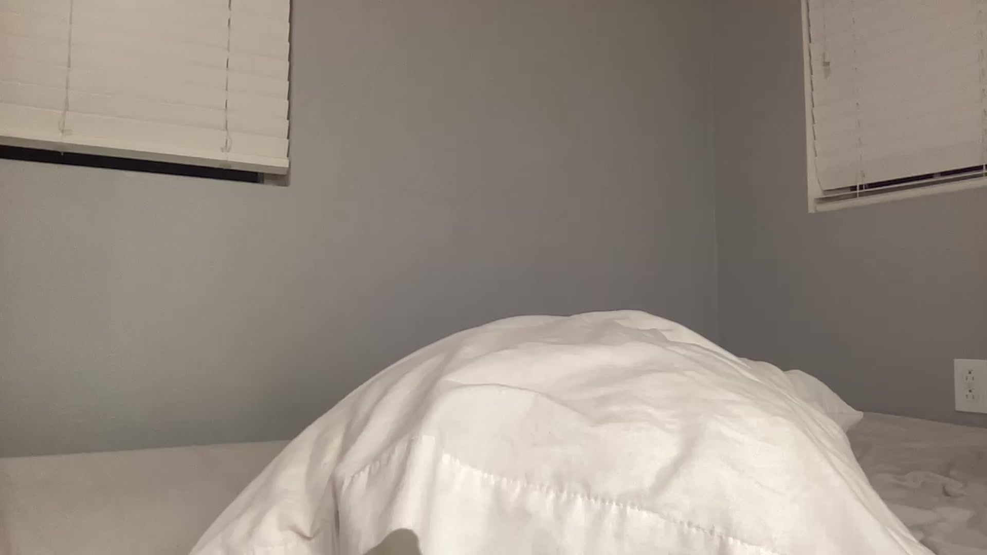 Gallery image thumbnail from juicyjujuu's myfreecams stream on, 12/01/2022, 09:34 image 4 of 20
