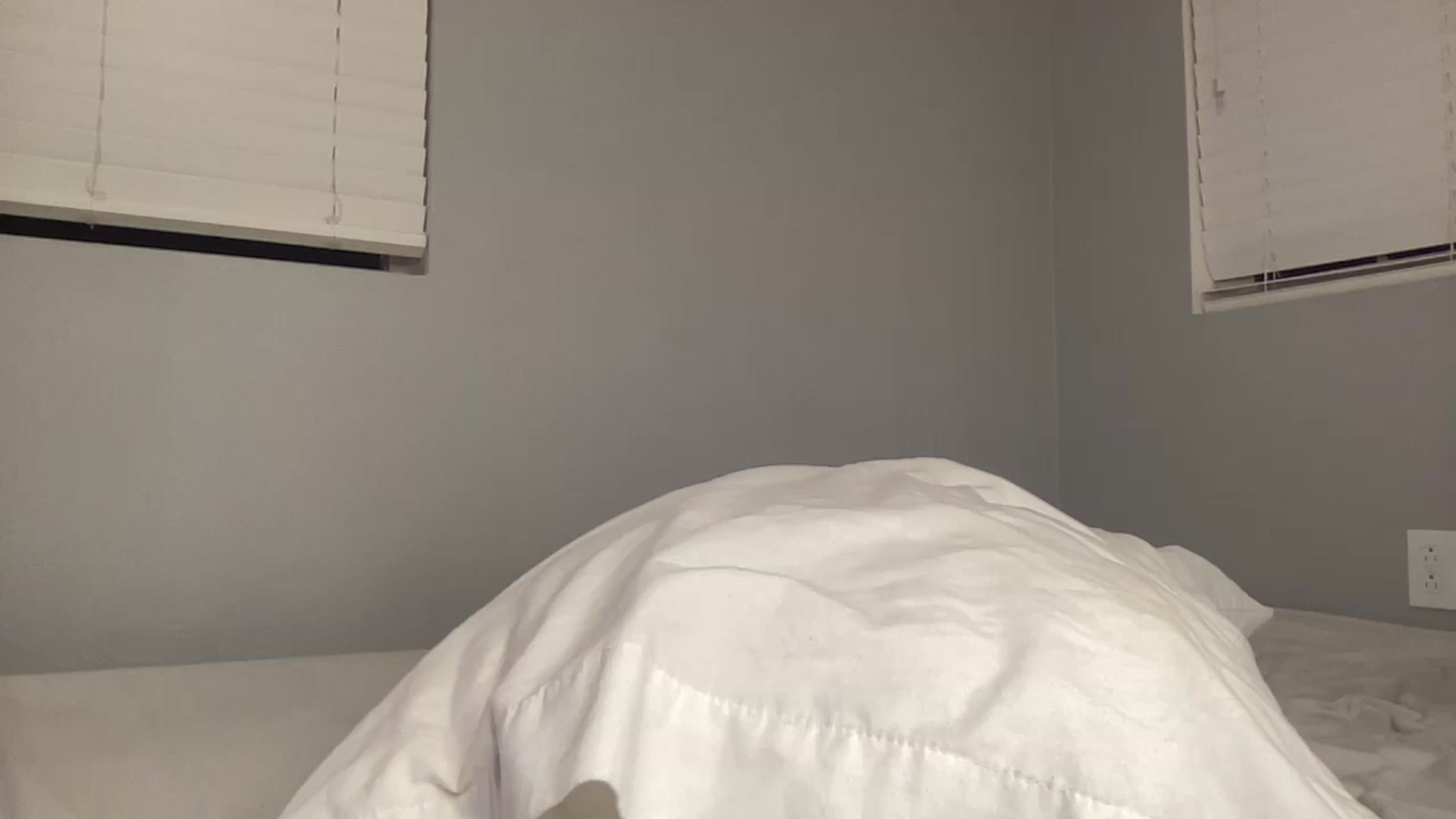 Gallery image thumbnail from juicyjujuu's myfreecams stream on, 12/01/2022, 09:34 image 6 of 20