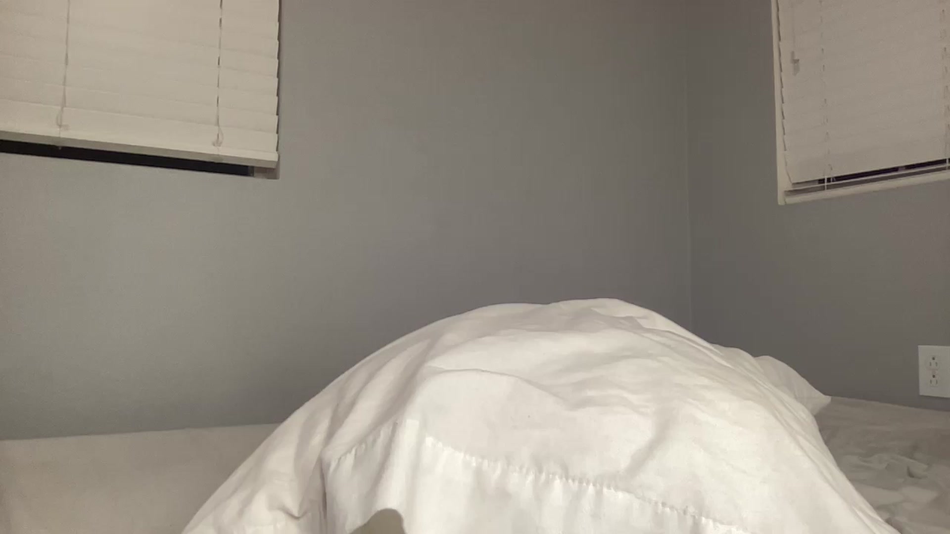 Gallery image thumbnail from juicyjujuu's myfreecams stream on, 12/01/2022, 09:34 image 10 of 20