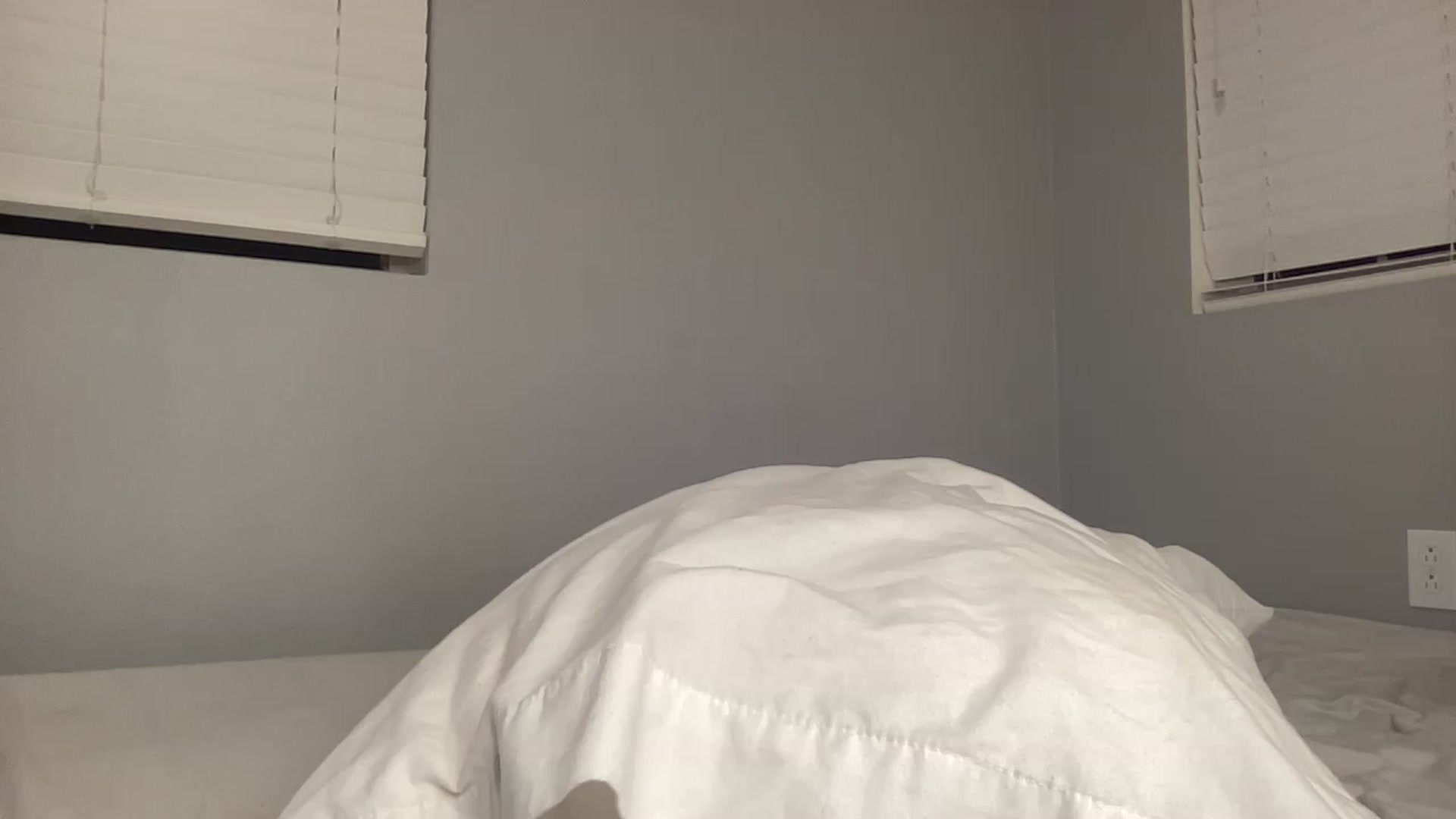 Gallery image thumbnail from juicyjujuu's myfreecams stream on, 12/01/2022, 09:34 image 5 of 20