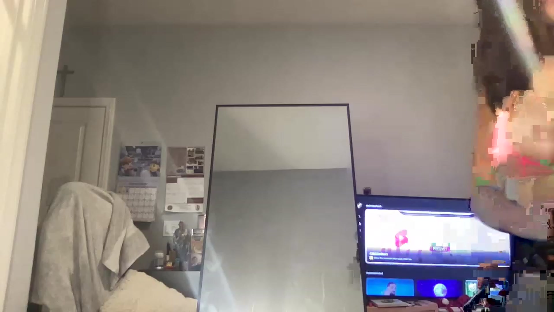 Gallery image thumbnail from juicyjujuu's myfreecams stream on, 12/01/2022, 09:34 image 18 of 20