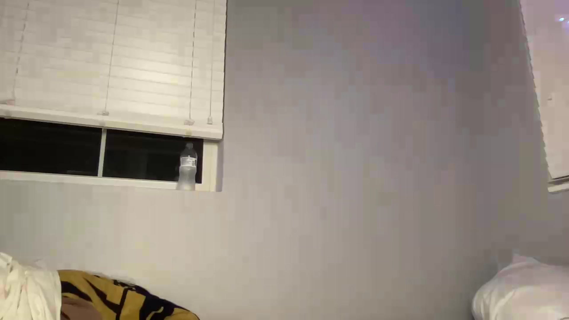 Gallery image thumbnail from juicyjujuu's myfreecams stream on, 12/18/2022, 09:50 image 17 of 20