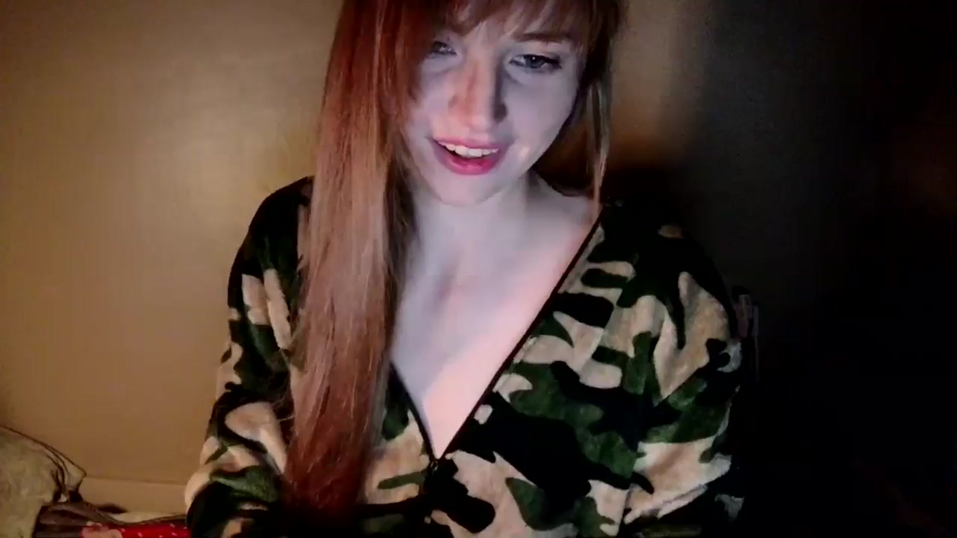 Gallery image thumbnail from juliaGHOULia_'s myfreecams stream on, 10/22/2025, 08:36 image 18 of 20