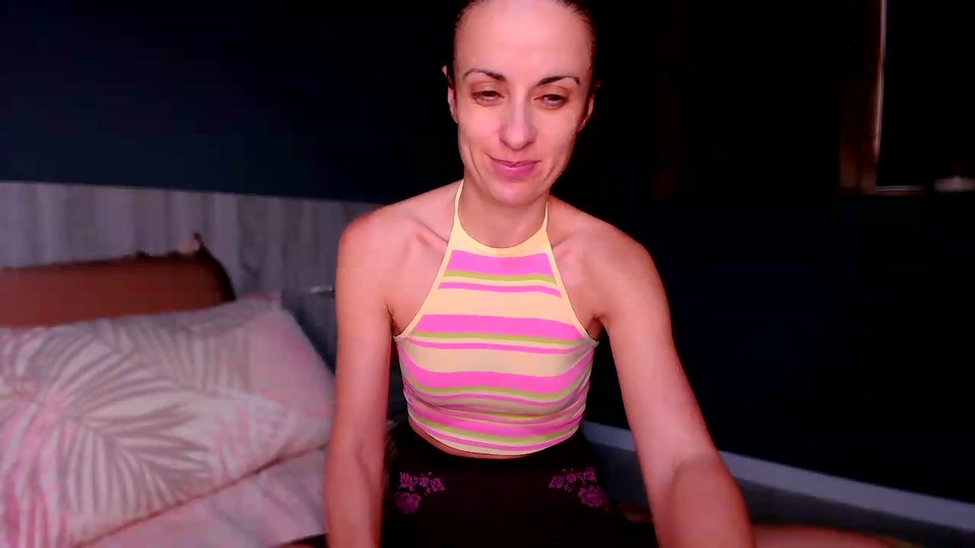 Gallery image thumbnail from just_elle's myfreecams stream on, 07/21/2026, 14:07 image 13 of 20