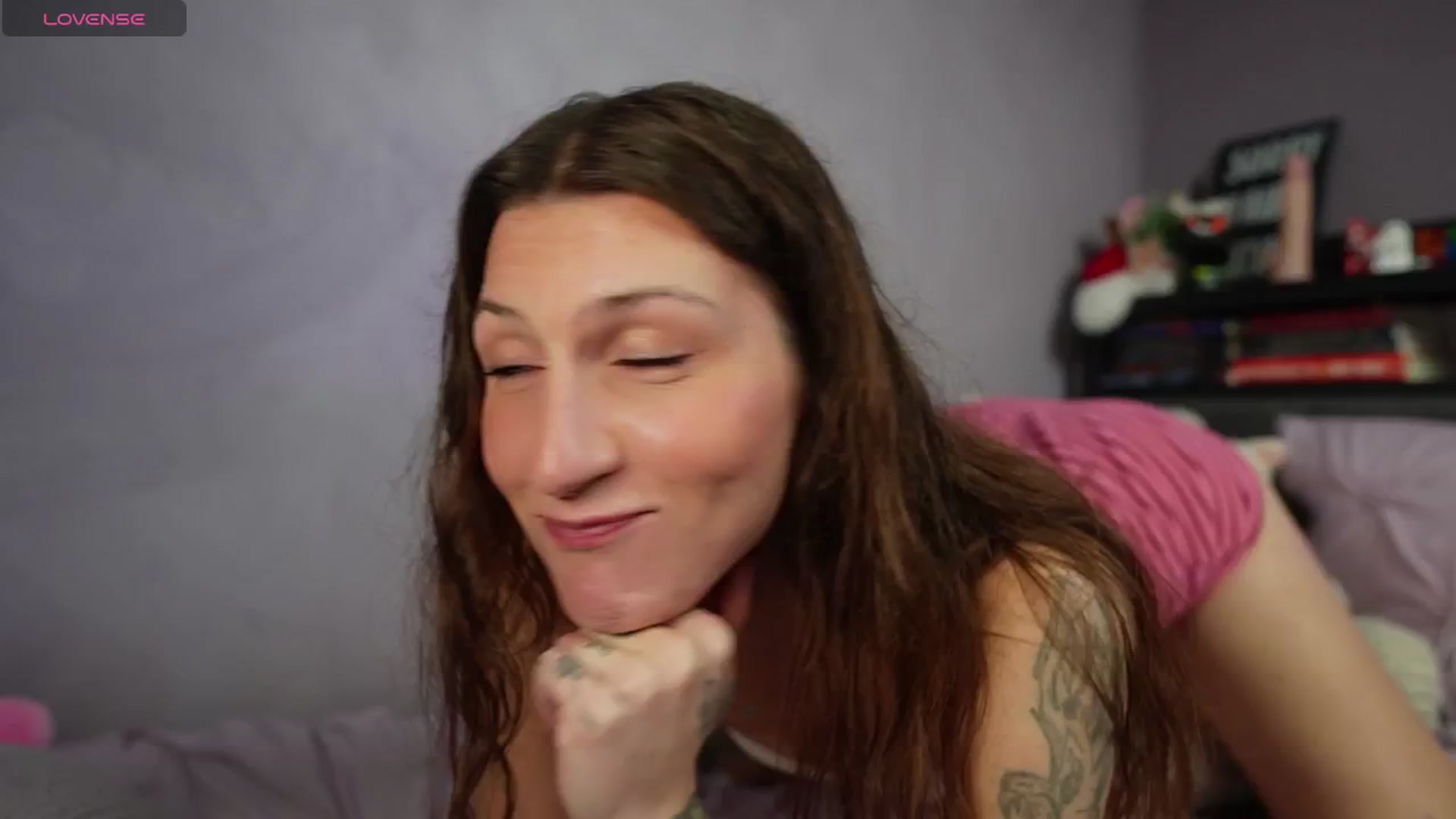 Gallery image thumbnail from just_erika's myfreecams stream on, 09/29/2025, 15:17 image 15 of 20