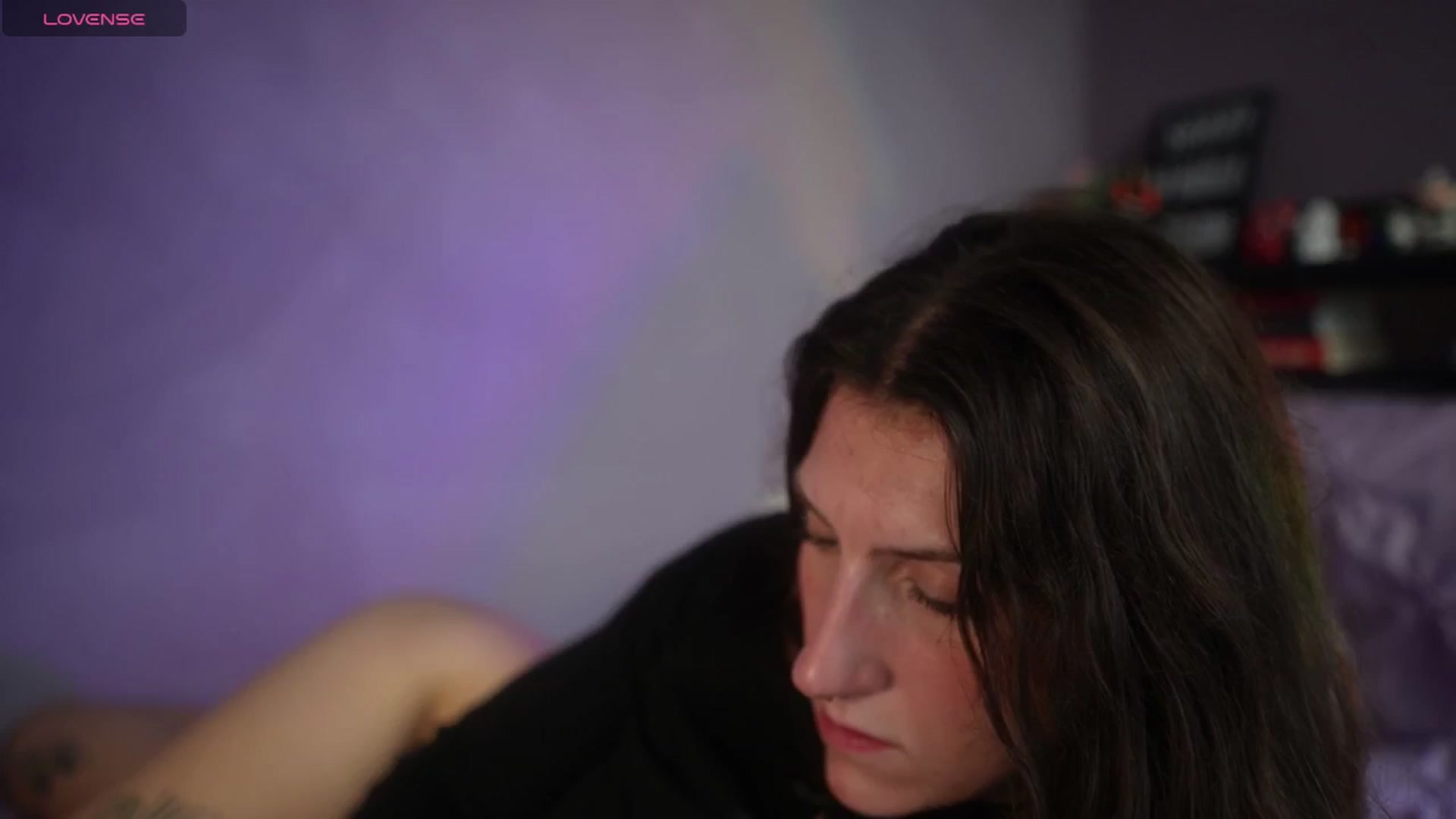 Gallery image thumbnail from just_erika's myfreecams stream on, 10/21/2025, 03:05 image 19 of 20
