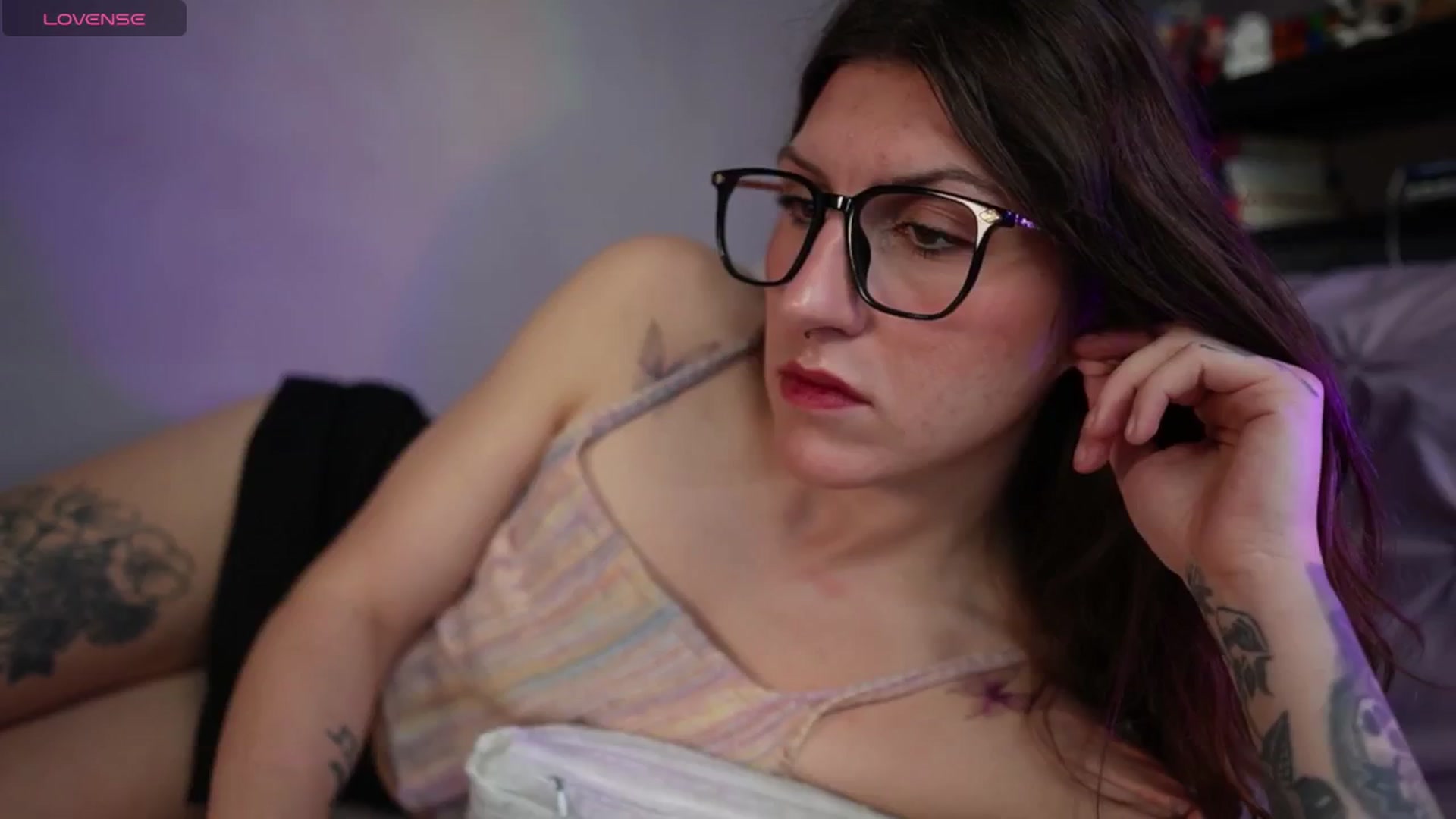 Gallery image thumbnail from just_erika's myfreecams stream on, 11/03/2025, 16:21 image 8 of 20