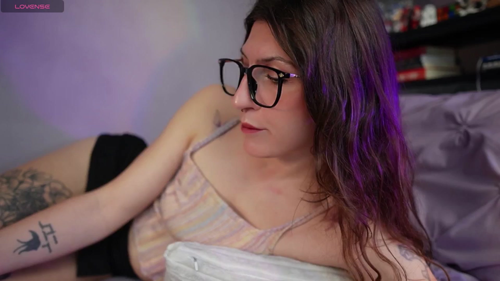 Gallery image thumbnail from just_erika's myfreecams stream on, 11/03/2025, 16:21 image 11 of 20
