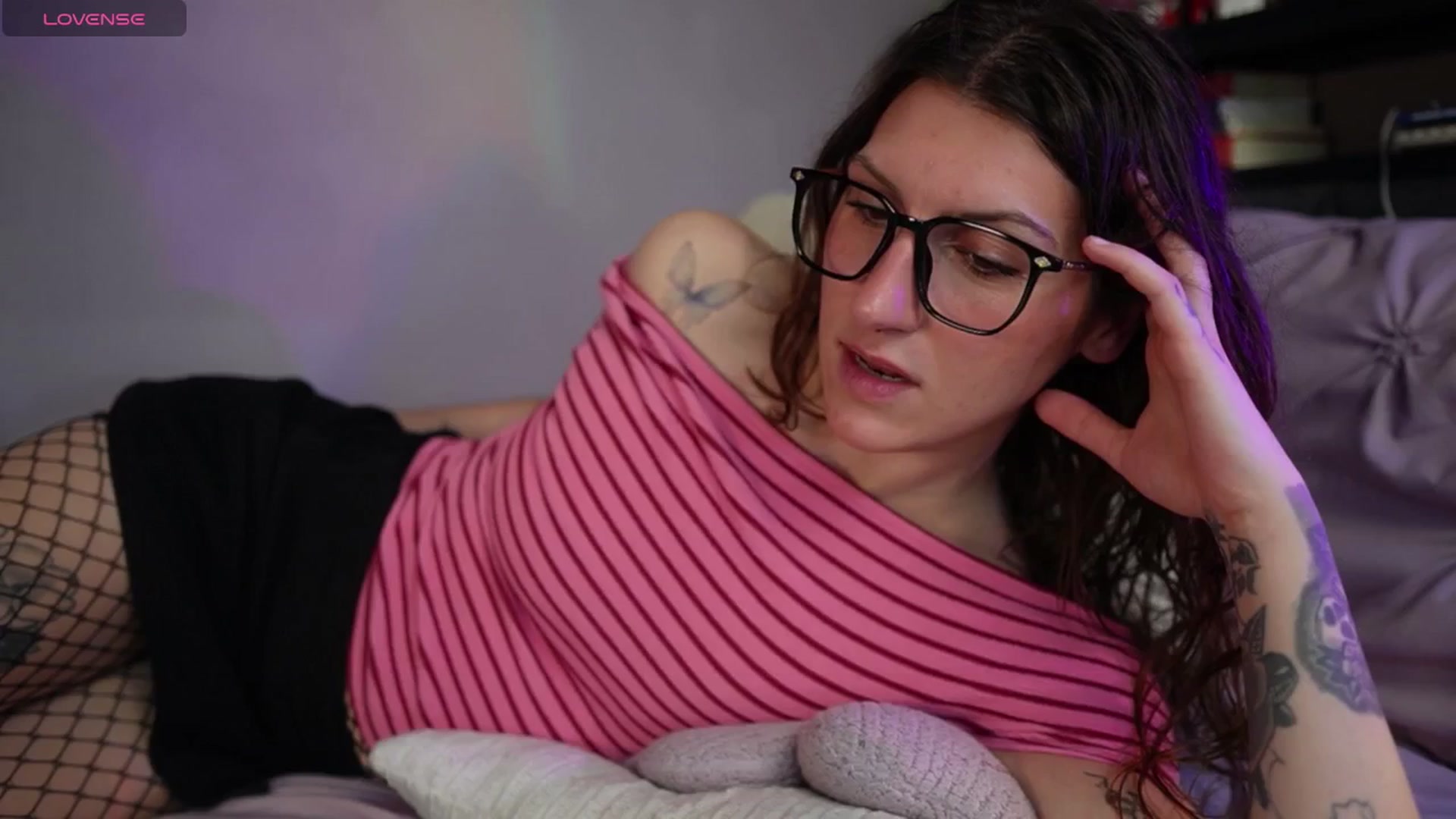 Gallery image thumbnail from just_erika's myfreecams stream on, 11/03/2025, 18:54 image 15 of 20
