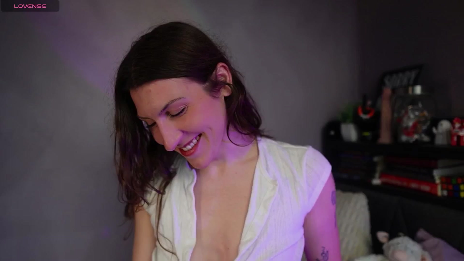 Gallery image thumbnail from just_erika's myfreecams stream on, 11/05/2025, 17:52 image 4 of 20