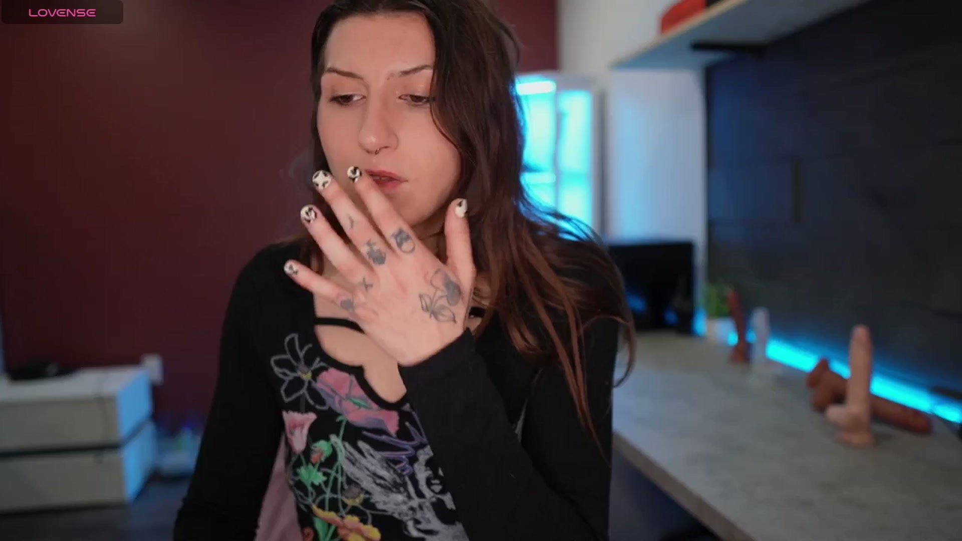 Gallery image thumbnail from just_erika's myfreecams stream on, 11/27/2025, 21:07 image 14 of 20