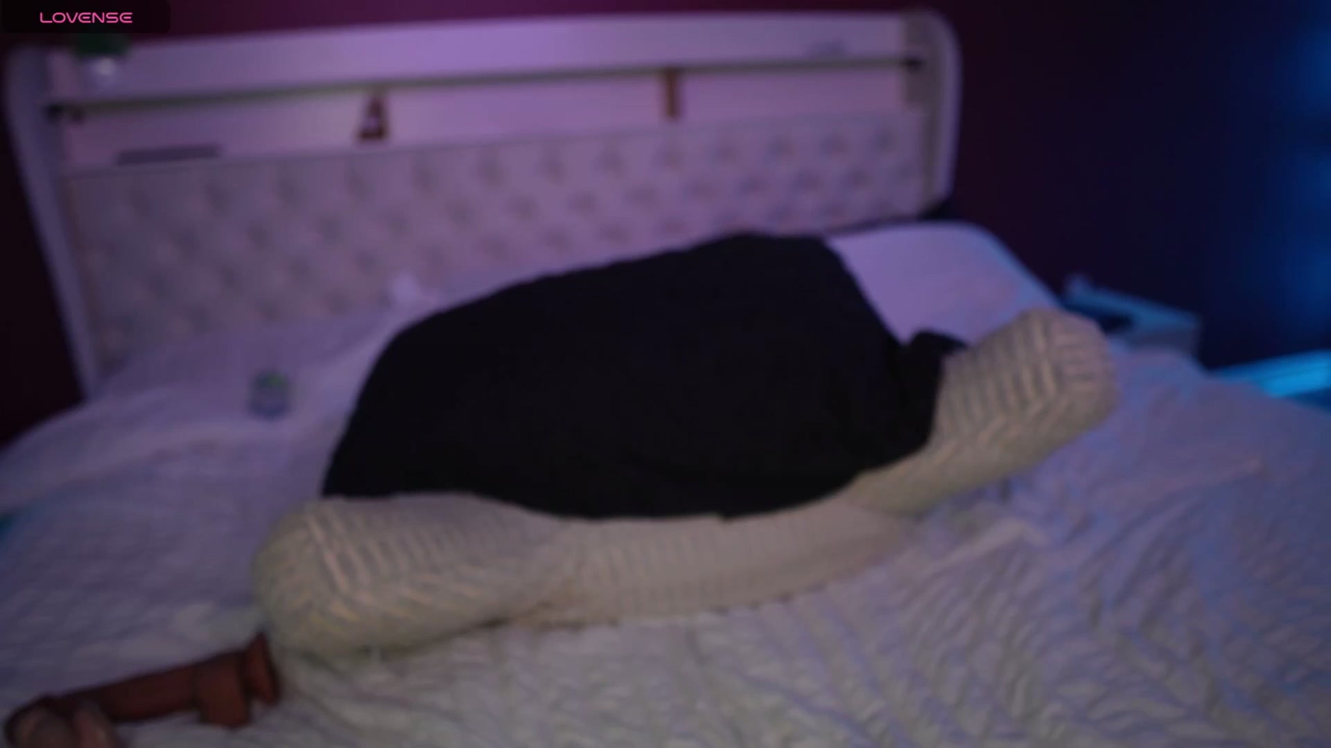 Gallery image thumbnail from just_erika's myfreecams stream on, 12/08/2025, 06:36 image 19 of 20
