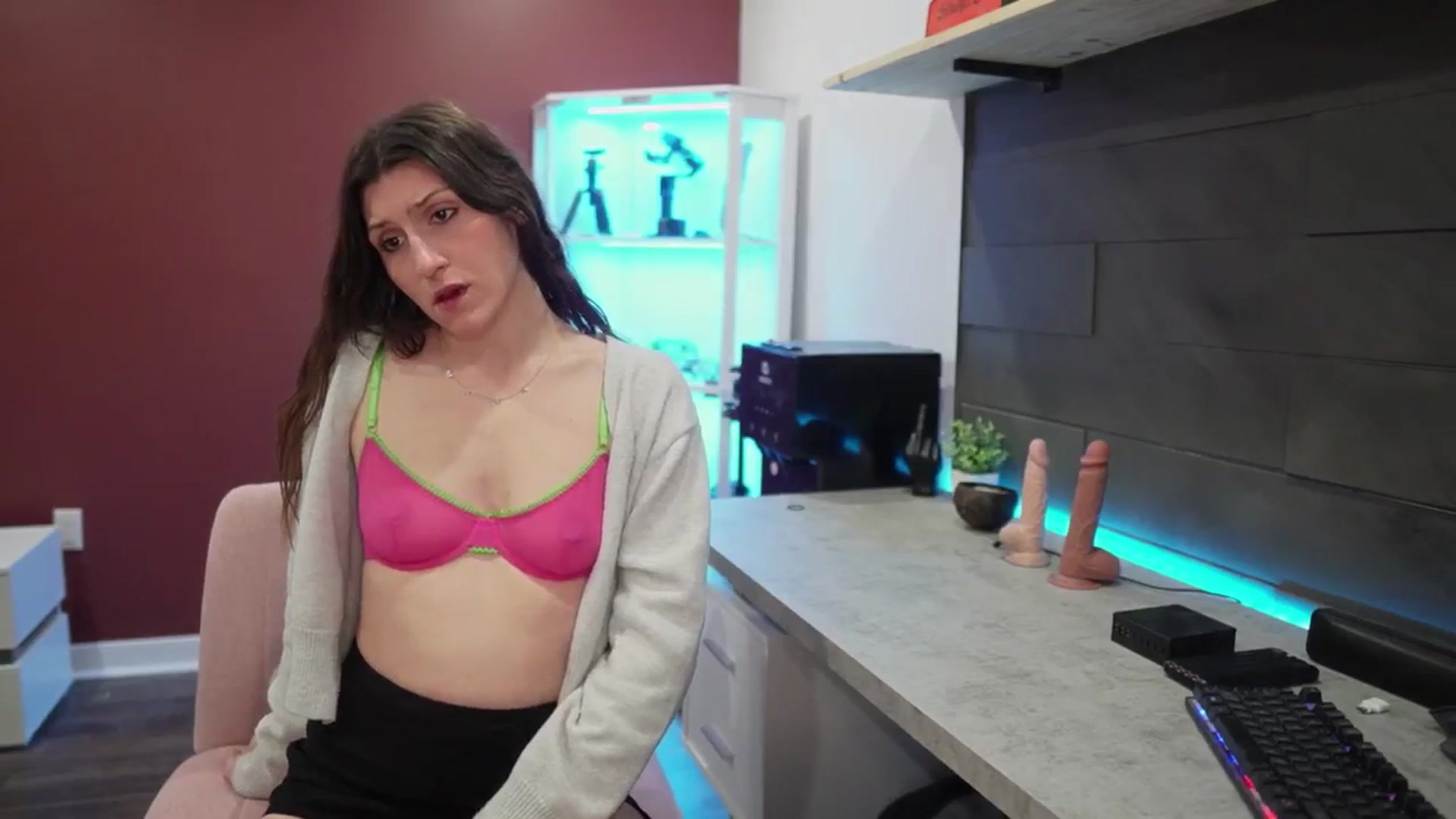 Gallery image thumbnail from just_erika's myfreecams stream on, 12/09/2025, 16:39 image 10 of 20