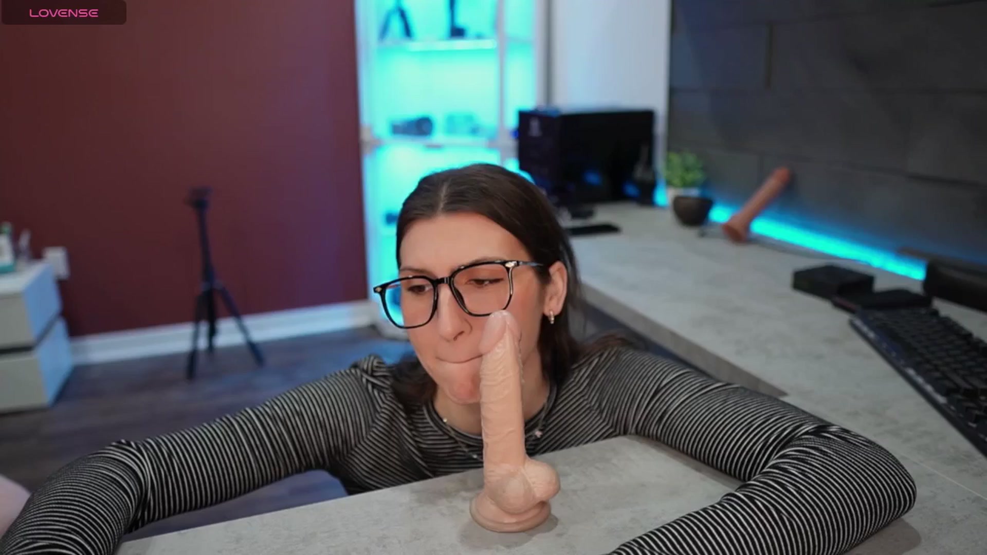 Gallery image thumbnail from just_erika's myfreecams stream on, 12/10/2025, 18:40 image 6 of 20