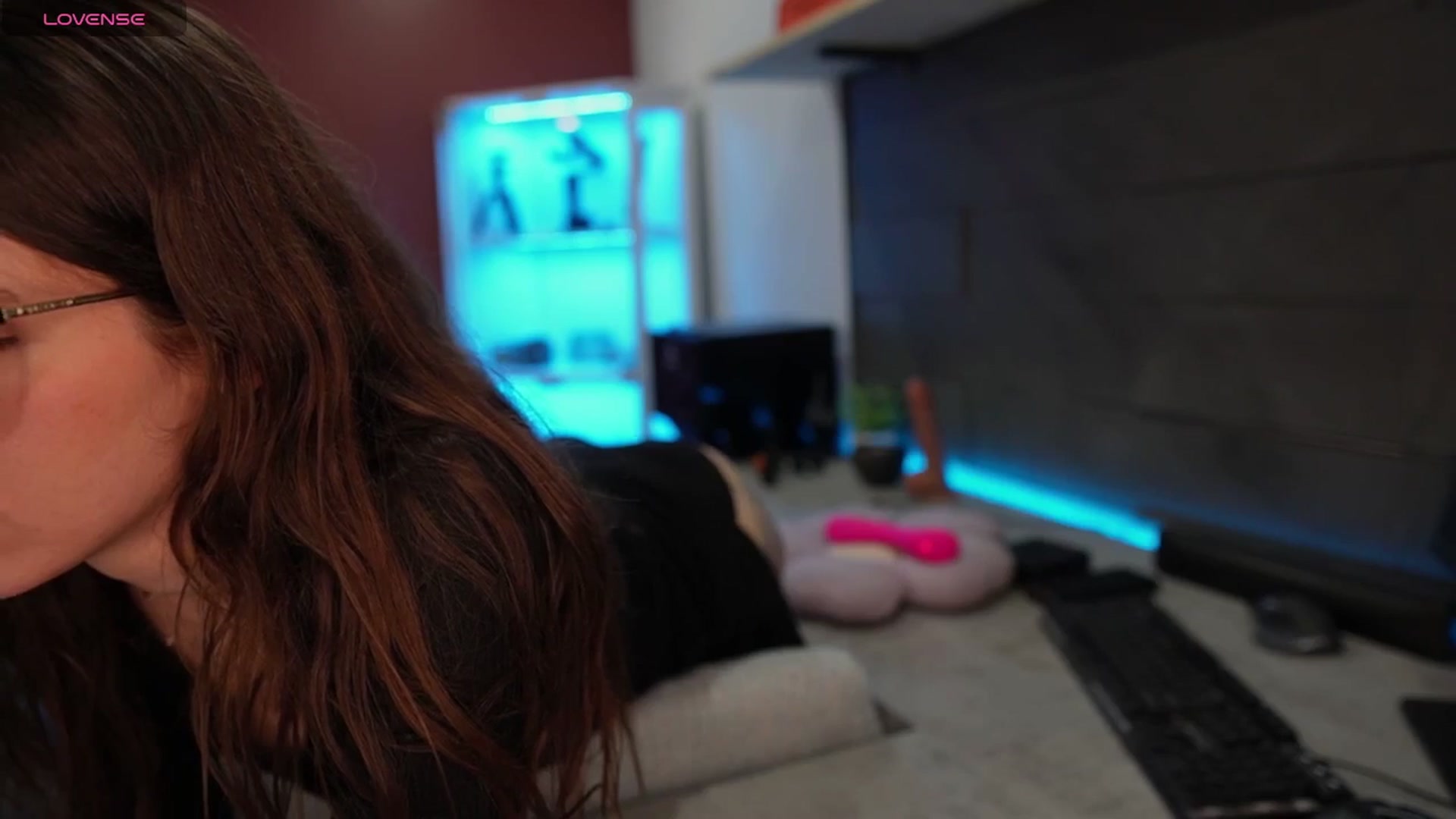 Gallery image thumbnail from just_erika's myfreecams stream on, 12/11/2025, 17:05 image 16 of 20