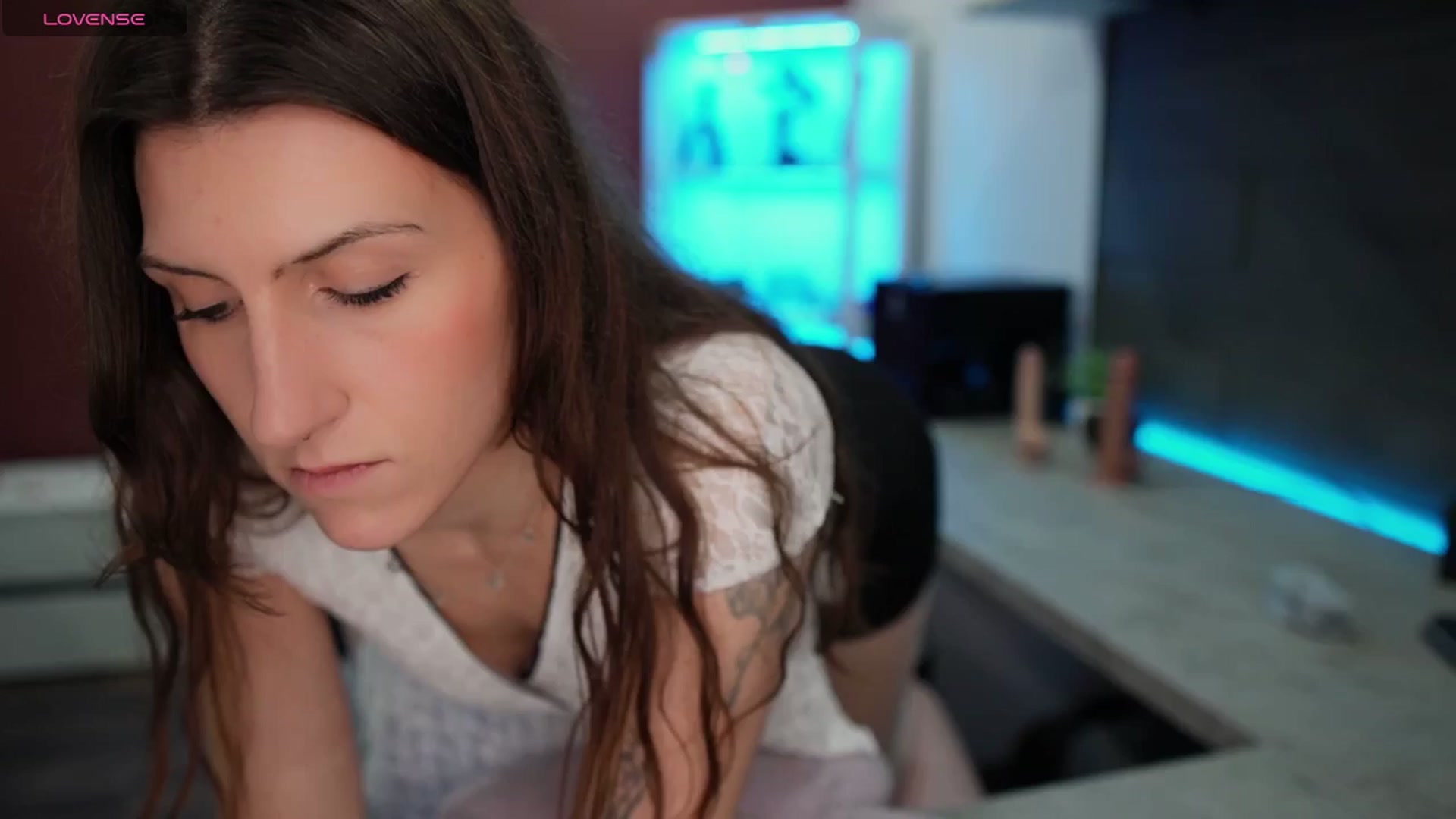 Gallery image thumbnail from just_erika's myfreecams stream on, 12/17/2025, 19:10 image 19 of 20