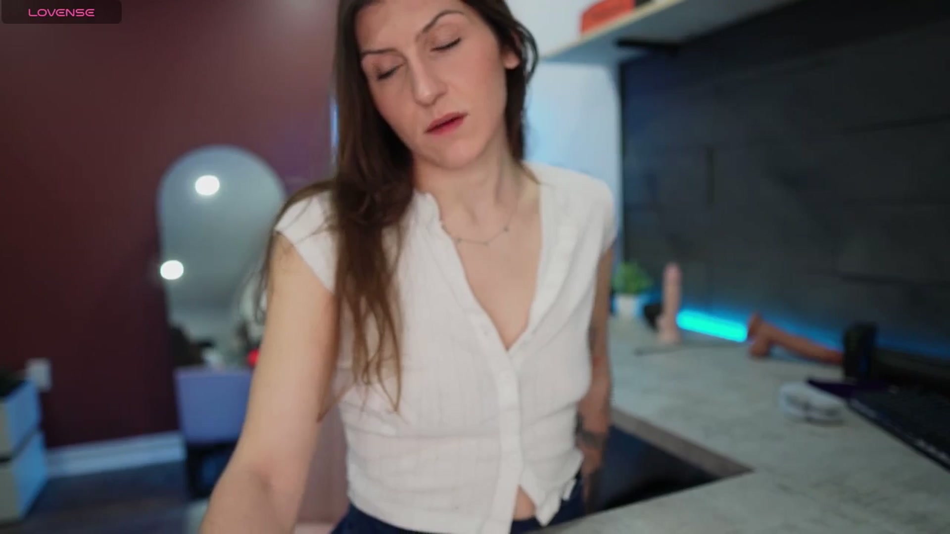 Gallery image thumbnail from just_erika's myfreecams stream on, 12/18/2025, 18:27 image 19 of 20