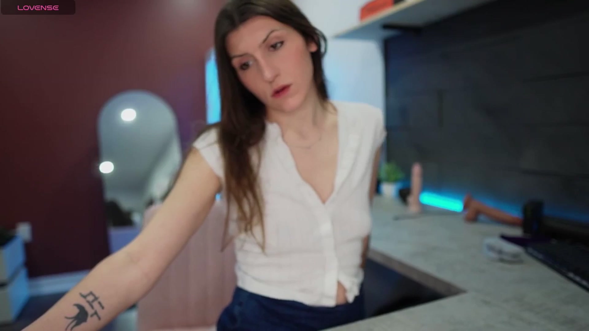 Gallery image thumbnail from just_erika's myfreecams stream on, 12/18/2025, 18:27 image 20 of 20