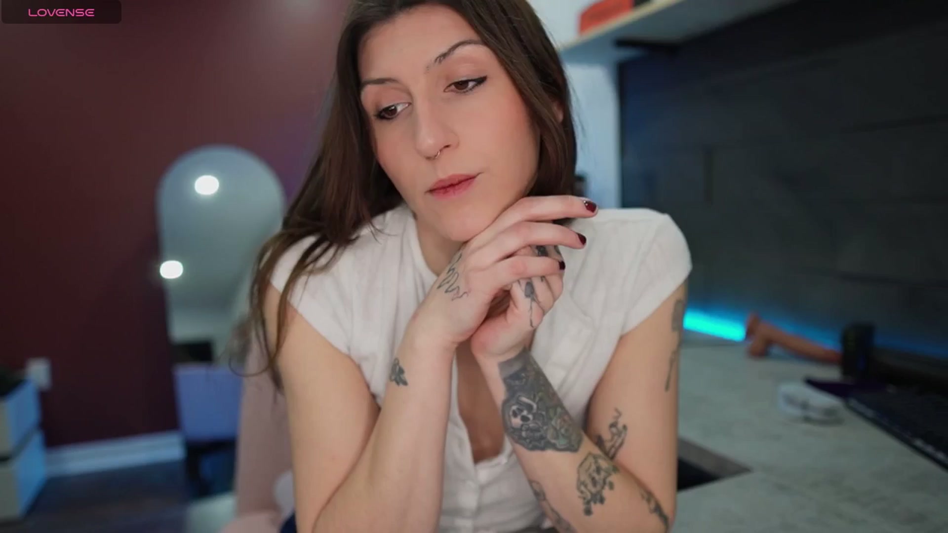 Gallery image thumbnail from just_erika's myfreecams stream on, 12/18/2025, 18:27 image 6 of 20