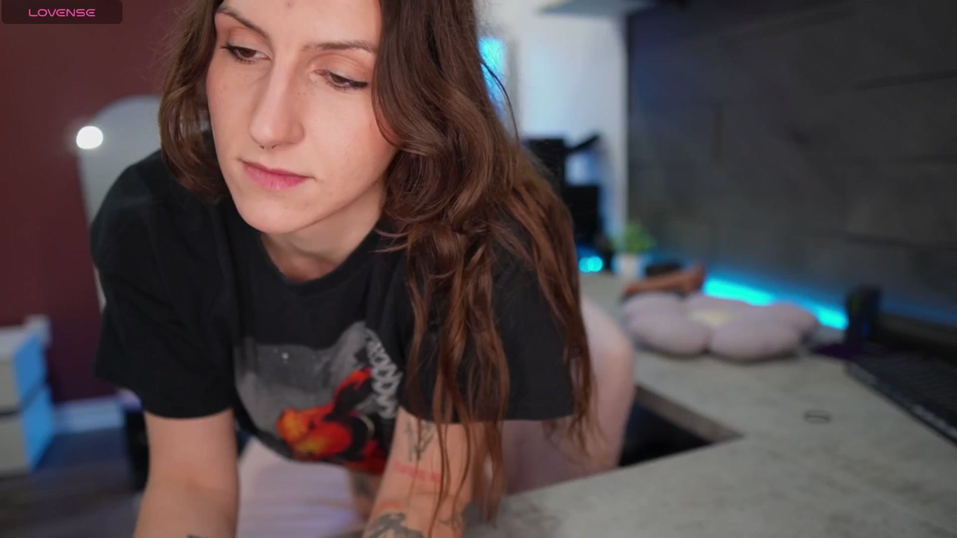 Gallery image thumbnail from just_erika's myfreecams stream on, 12/21/2025, 20:17 image 4 of 20