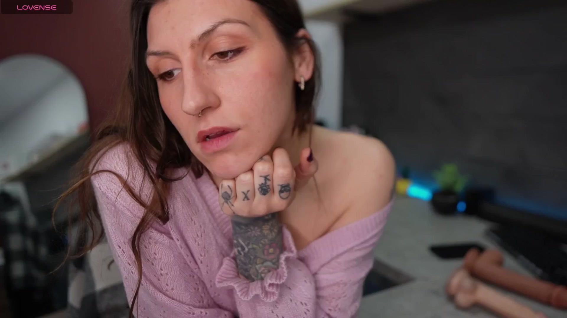 Gallery image thumbnail from just_erika's myfreecams stream on, 01/08/2026, 19:32 image 19 of 20