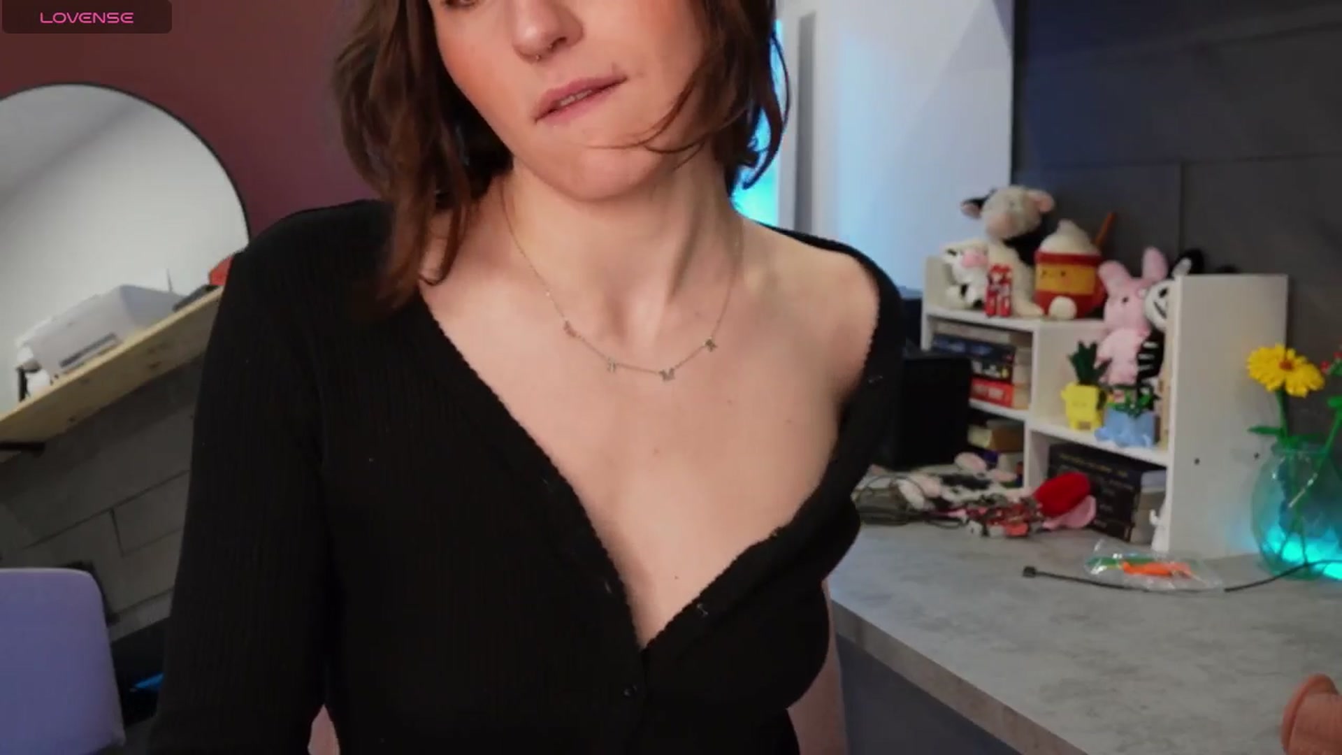 Gallery image thumbnail from just_erika's myfreecams stream on, 03/18/2026, 18:17 image 7 of 20