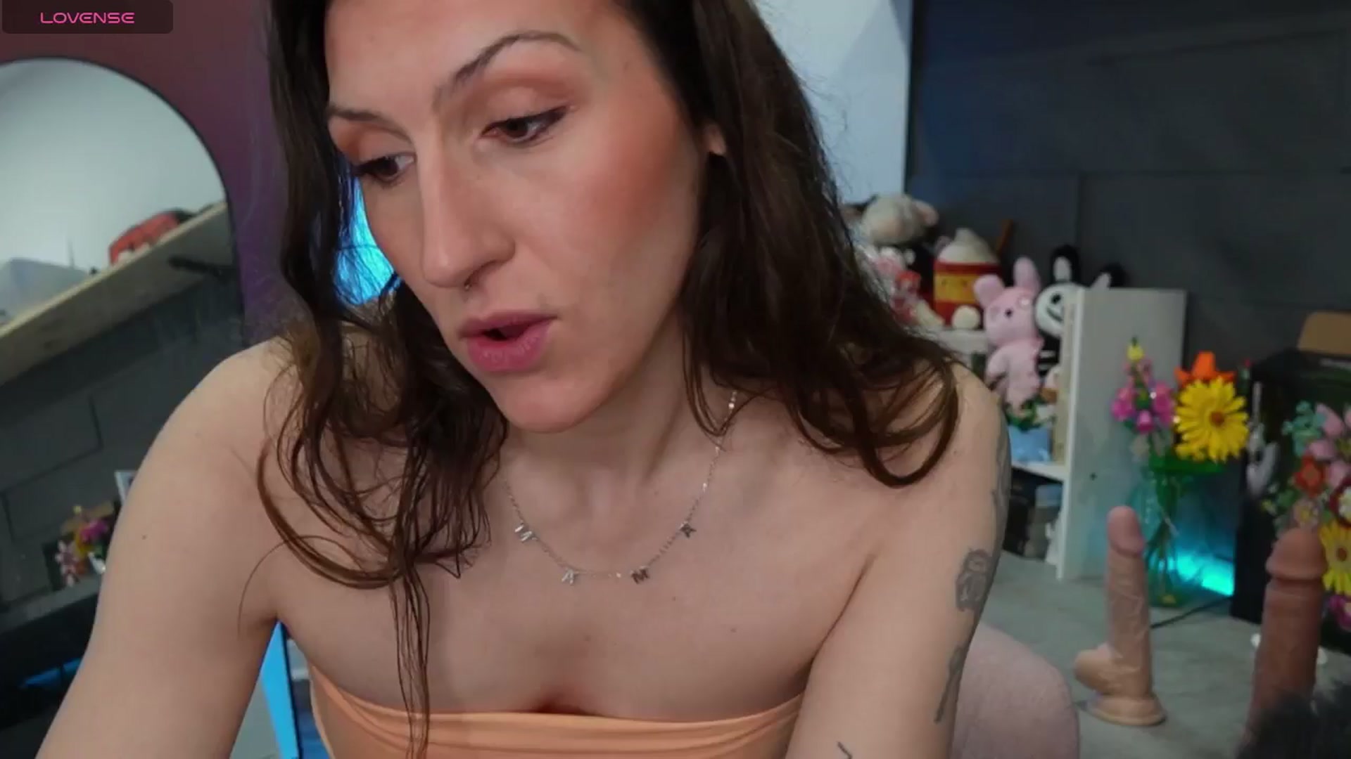 Gallery image thumbnail from just_erika's myfreecams stream on, 04/08/2026, 18:53 image 2 of 20