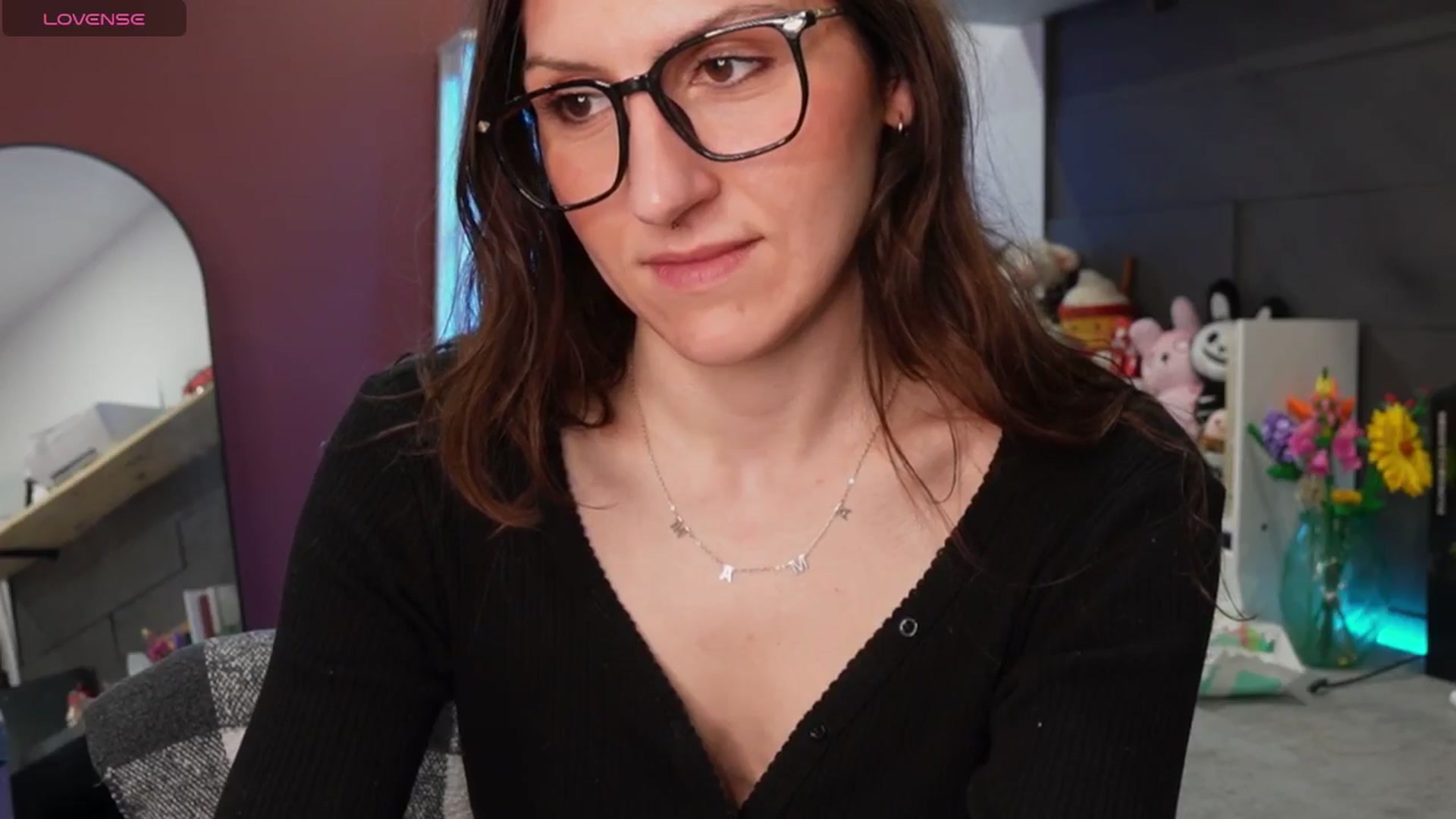 Gallery image thumbnail from just_erika's myfreecams stream on, 04/09/2026, 19:23 image 6 of 20