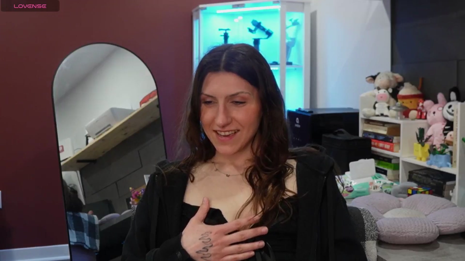 Gallery image thumbnail from just_erika's myfreecams stream on, 04/14/2026, 18:13 image 11 of 20
