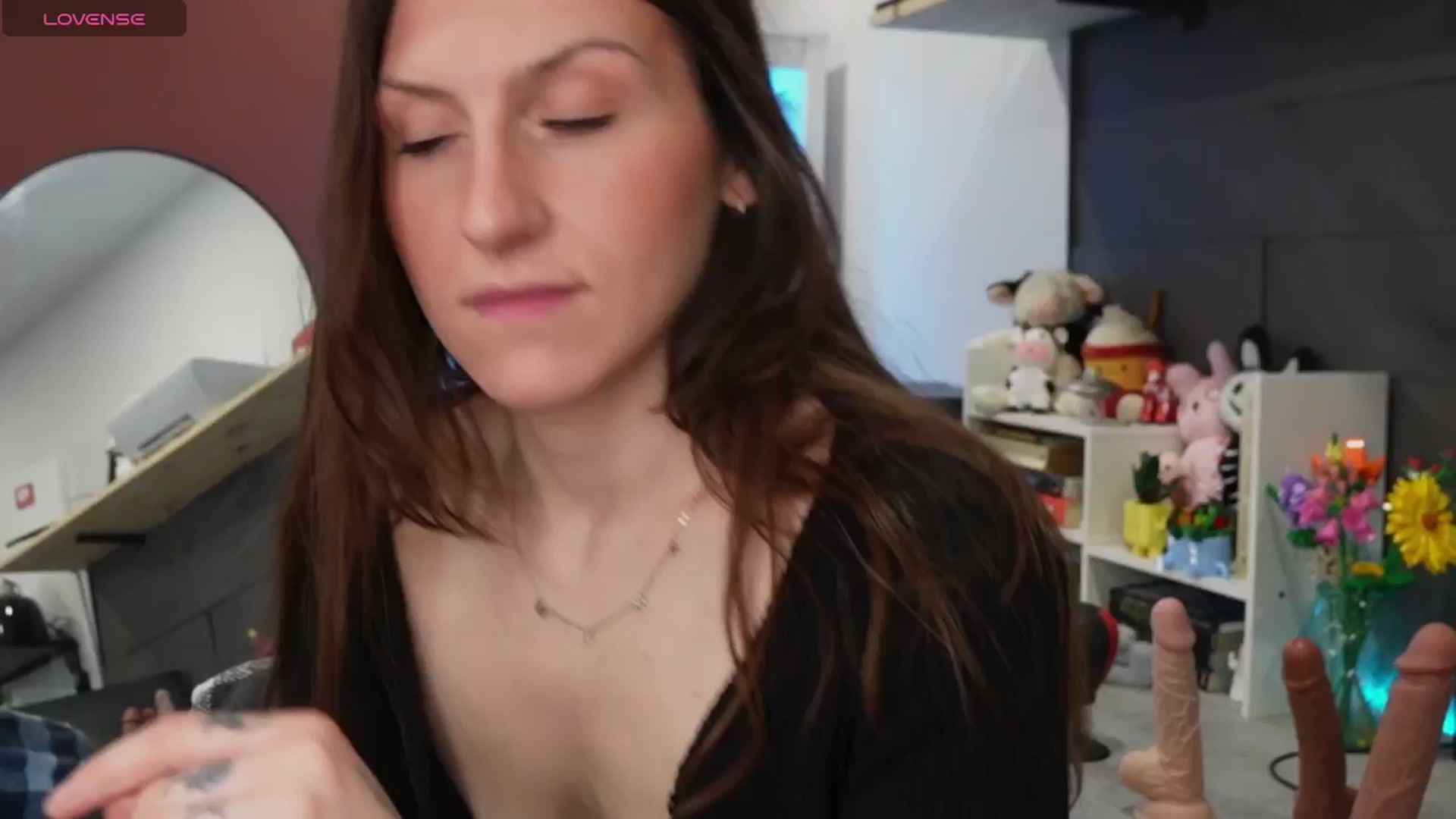 Gallery image thumbnail from just_erika's myfreecams stream on, 04/16/2026, 18:18 image 3 of 20