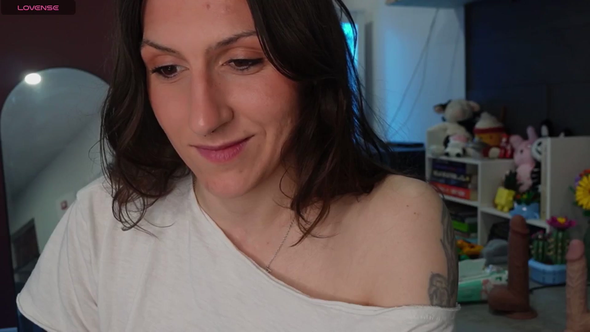 Gallery image thumbnail from just_erika's myfreecams stream on, 04/27/2026, 17:21 image 8 of 20