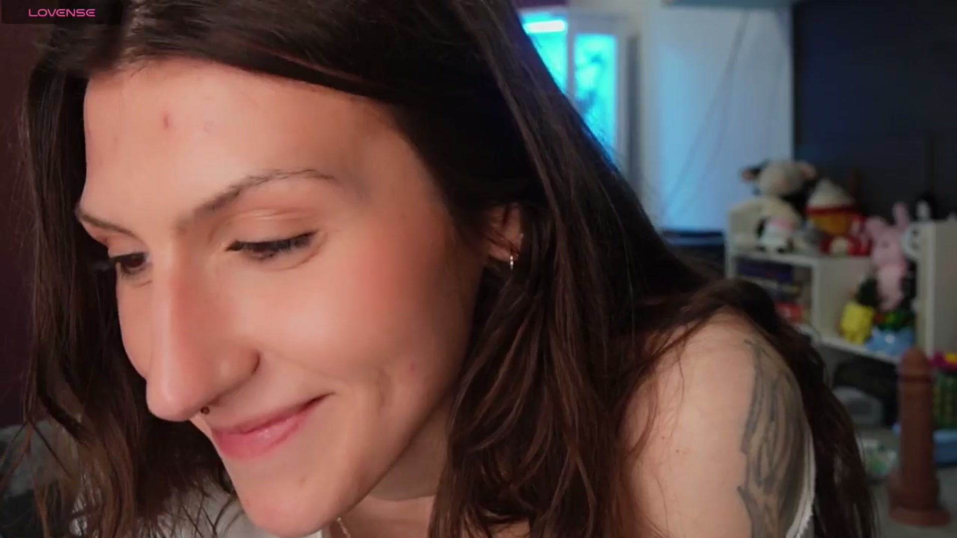 Gallery image thumbnail from just_erika's myfreecams stream on, 04/27/2026, 18:19 image 10 of 20