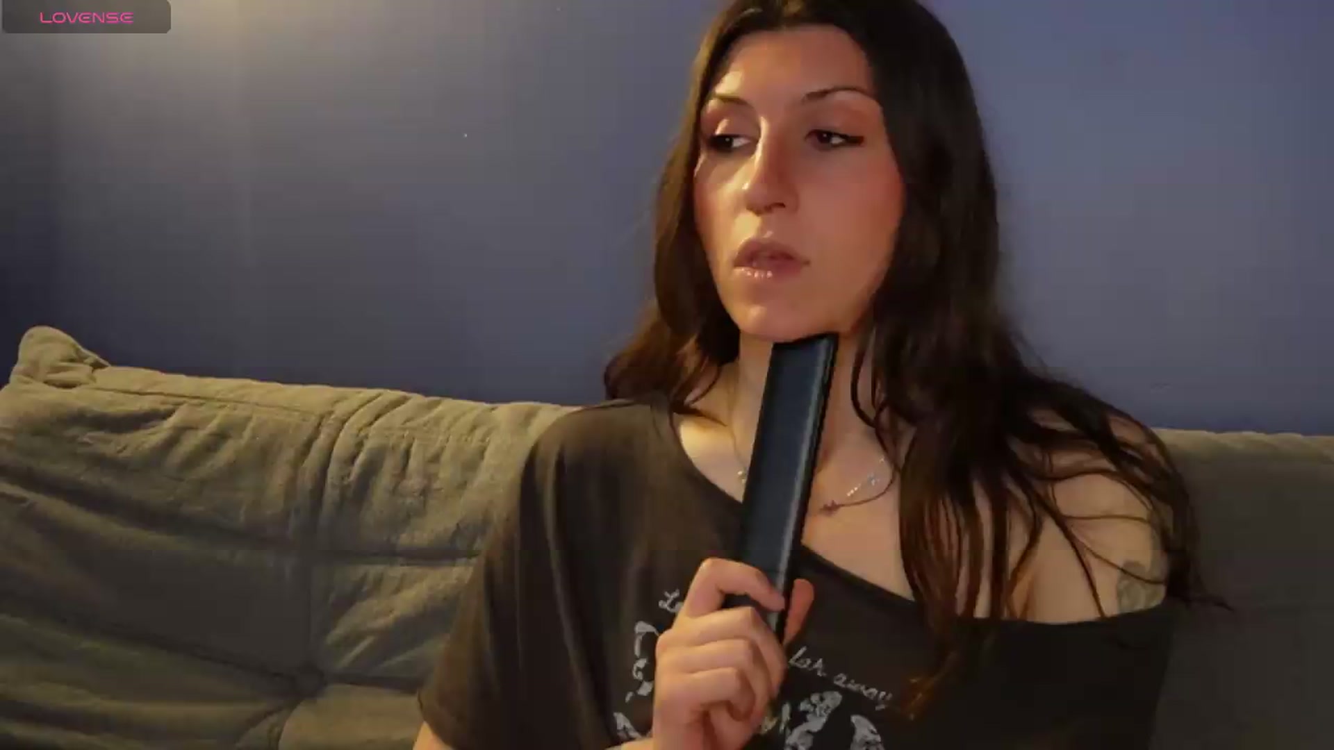 Gallery image thumbnail from just_erika's myfreecams stream on, 05/06/2026, 02:31 image 15 of 20