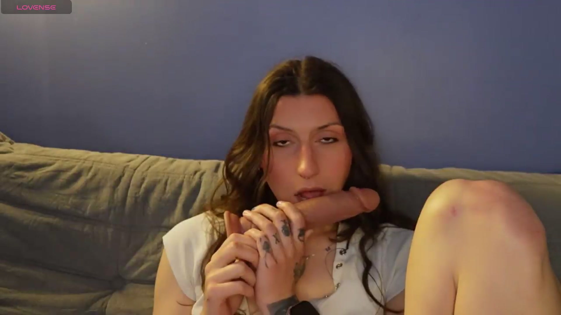 Gallery image thumbnail from just_erika's myfreecams stream on, 05/07/2026, 03:23 image 14 of 20