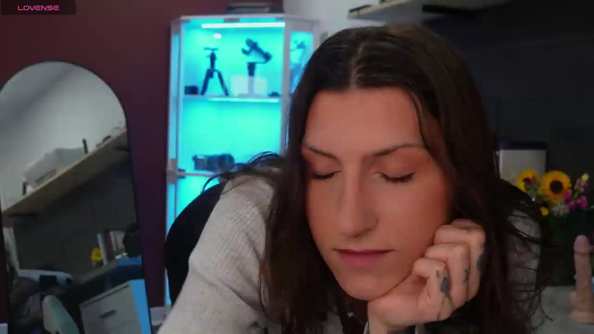Gallery image thumbnail from just_erika's myfreecams stream on, 05/07/2026, 15:25 image 2 of 20