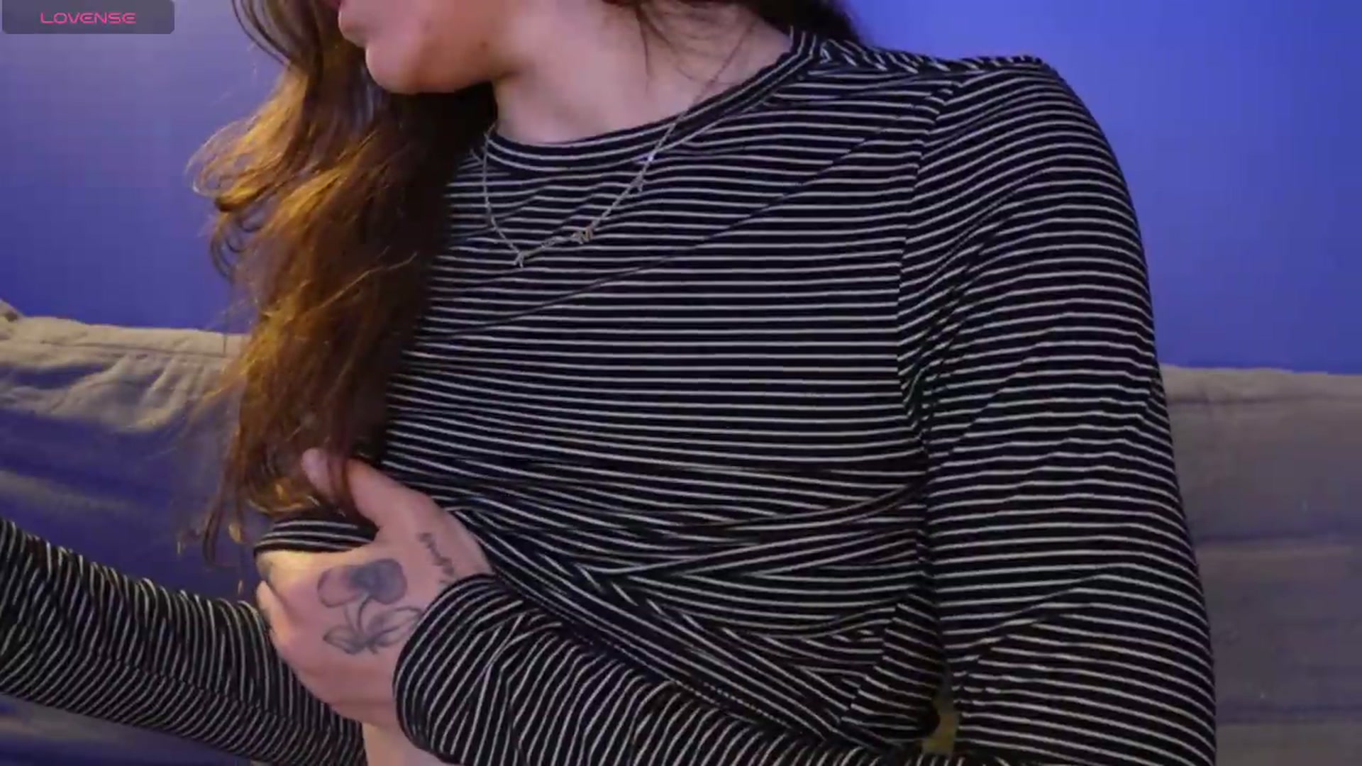 Gallery image thumbnail from just_erika's myfreecams stream on, 05/08/2026, 02:15 image 15 of 20