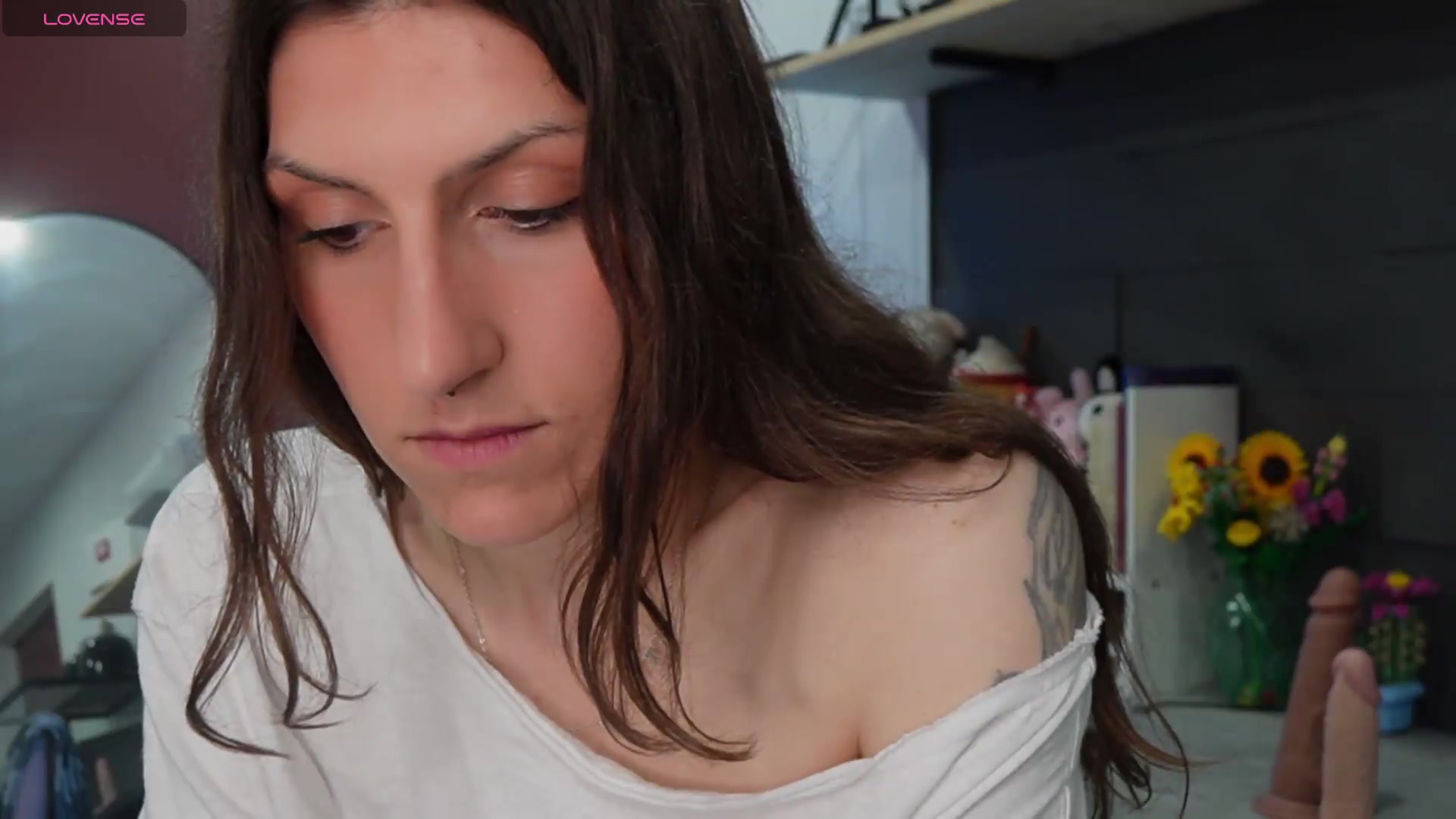 Gallery image thumbnail from just_erika's myfreecams stream on, 05/12/2026, 20:06 image 17 of 20